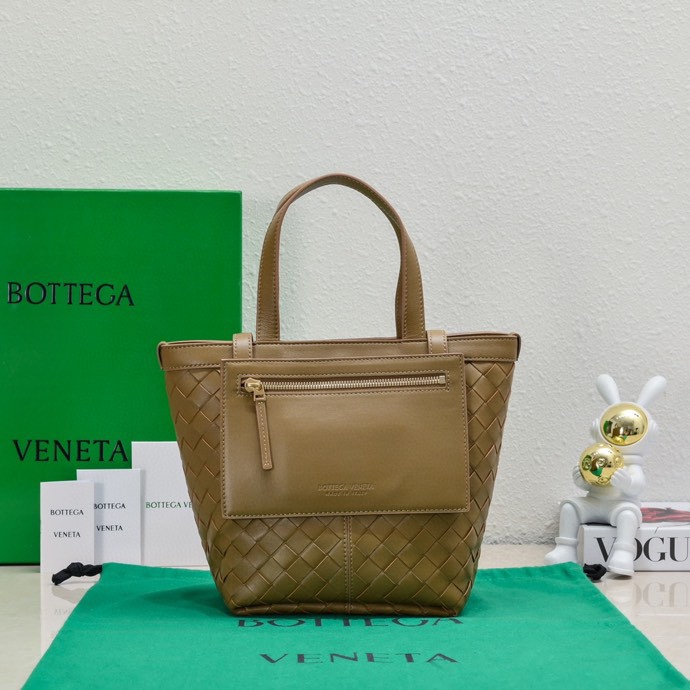 Bagsaaa B0tt*ga Ven*ta Small Flip Flap Brown Tote bag - 23*18.5*15cm