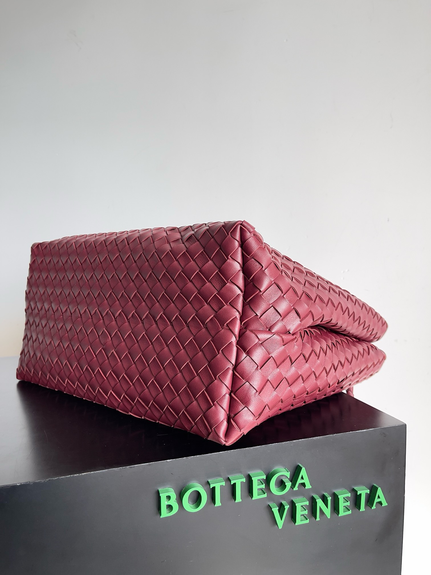 Bagsaaa B0tt*ga Ven*ta Large Andiamo Burgundy - 42x35x18cm