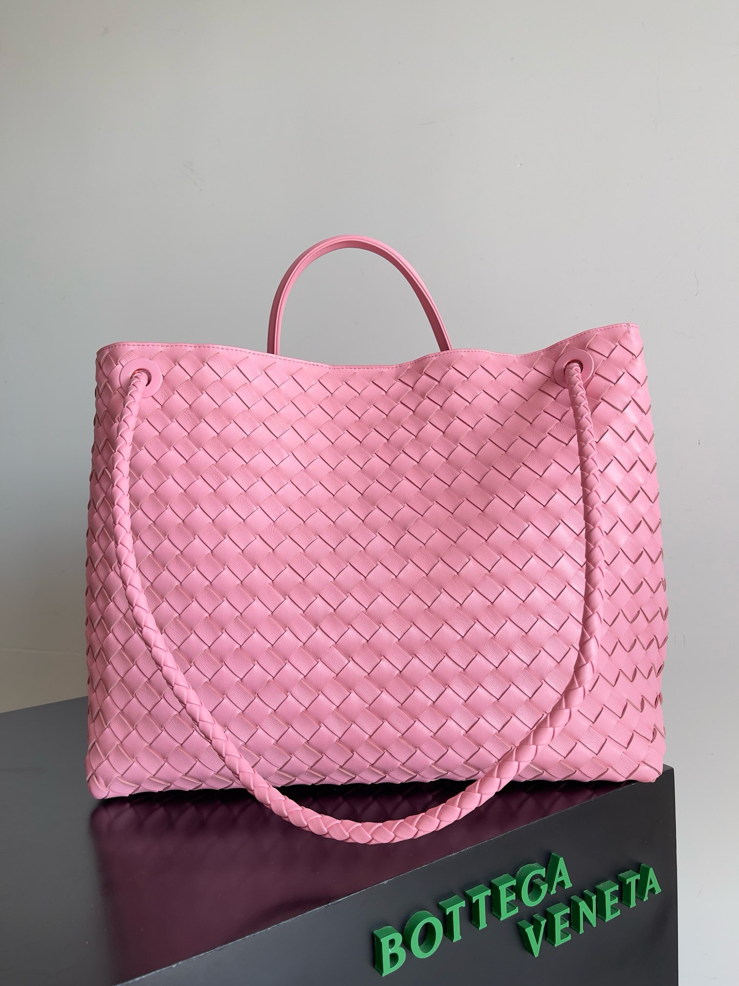 Bagsaaa B0tt*ga Ven*ta Large Andiamo Pink - 42x35x18cm