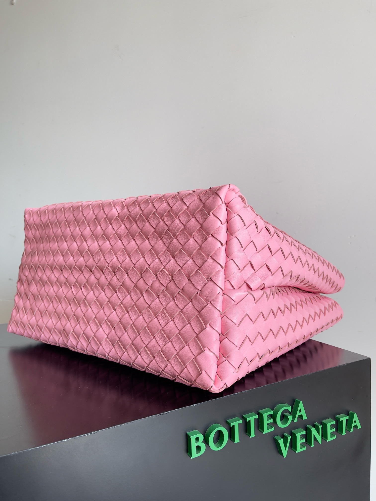 Bagsaaa B0tt*ga Ven*ta Large Andiamo Pink - 42x35x18cm