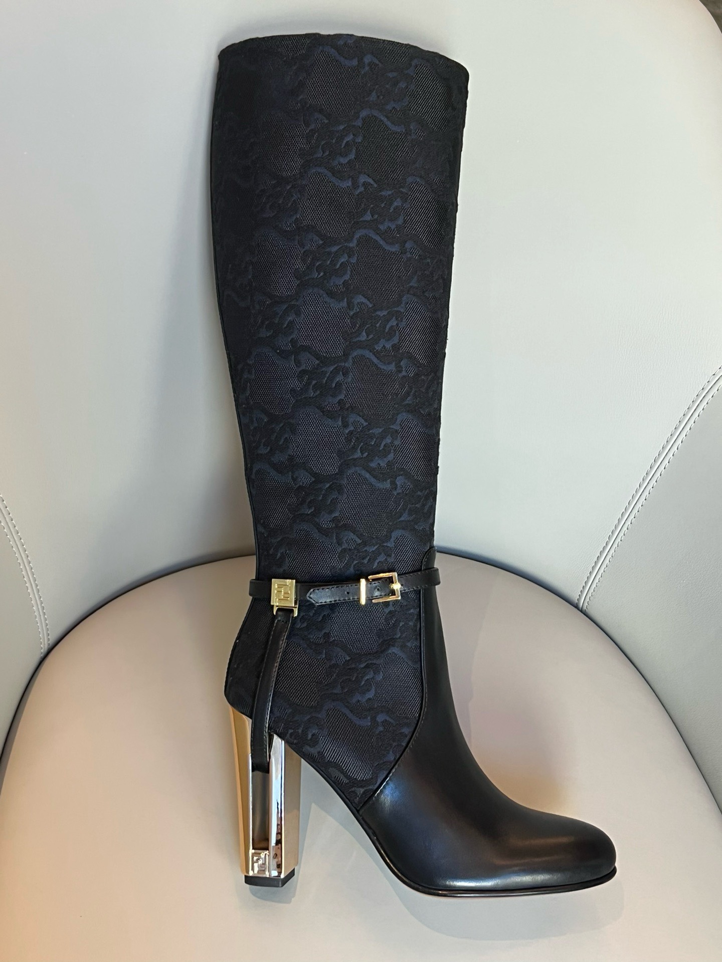 Bagsaaa F**di Delfina Boot Black