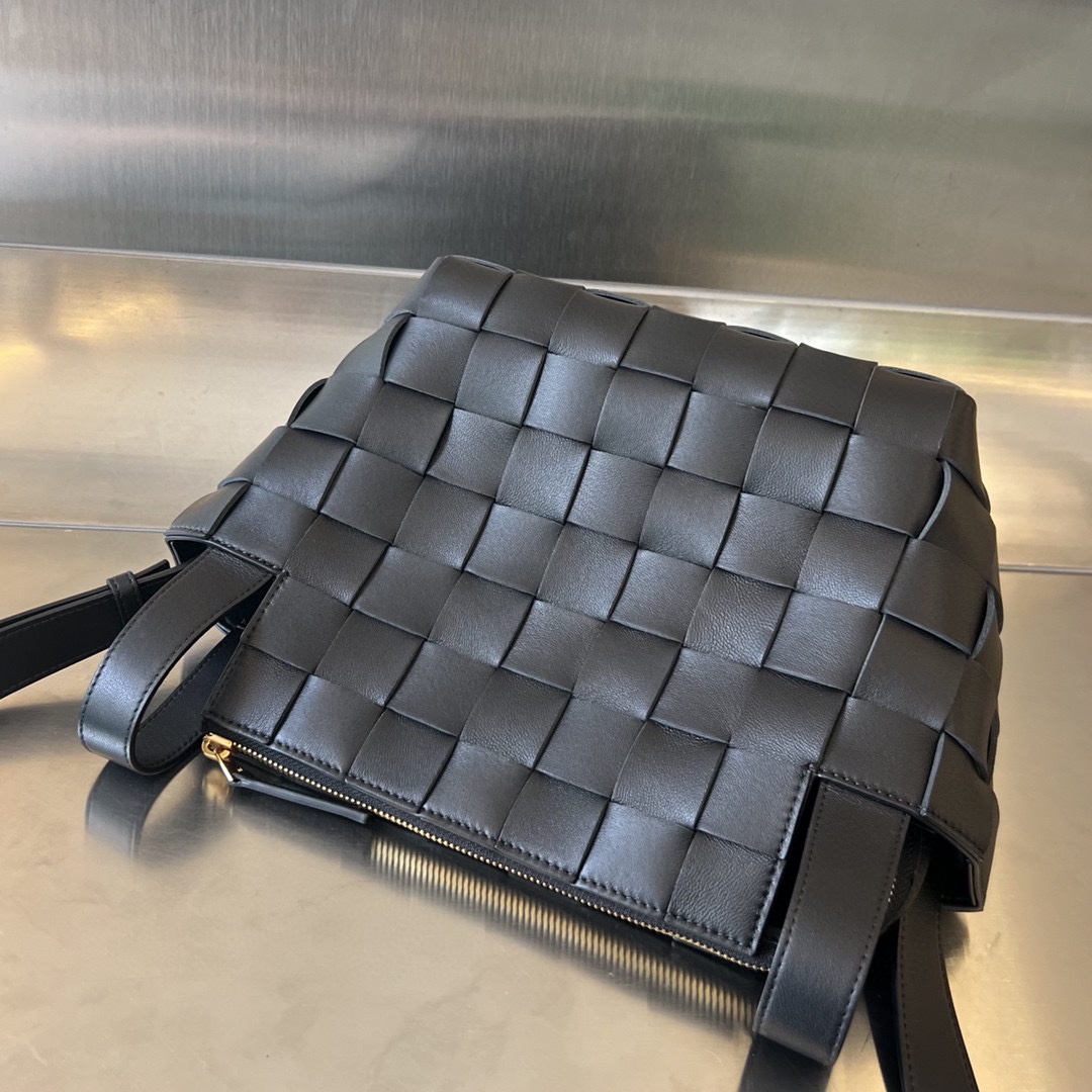 Bagsaaa B0tt*ga Ven*ta Small Bowling Cassette Black - 22x16x13cm