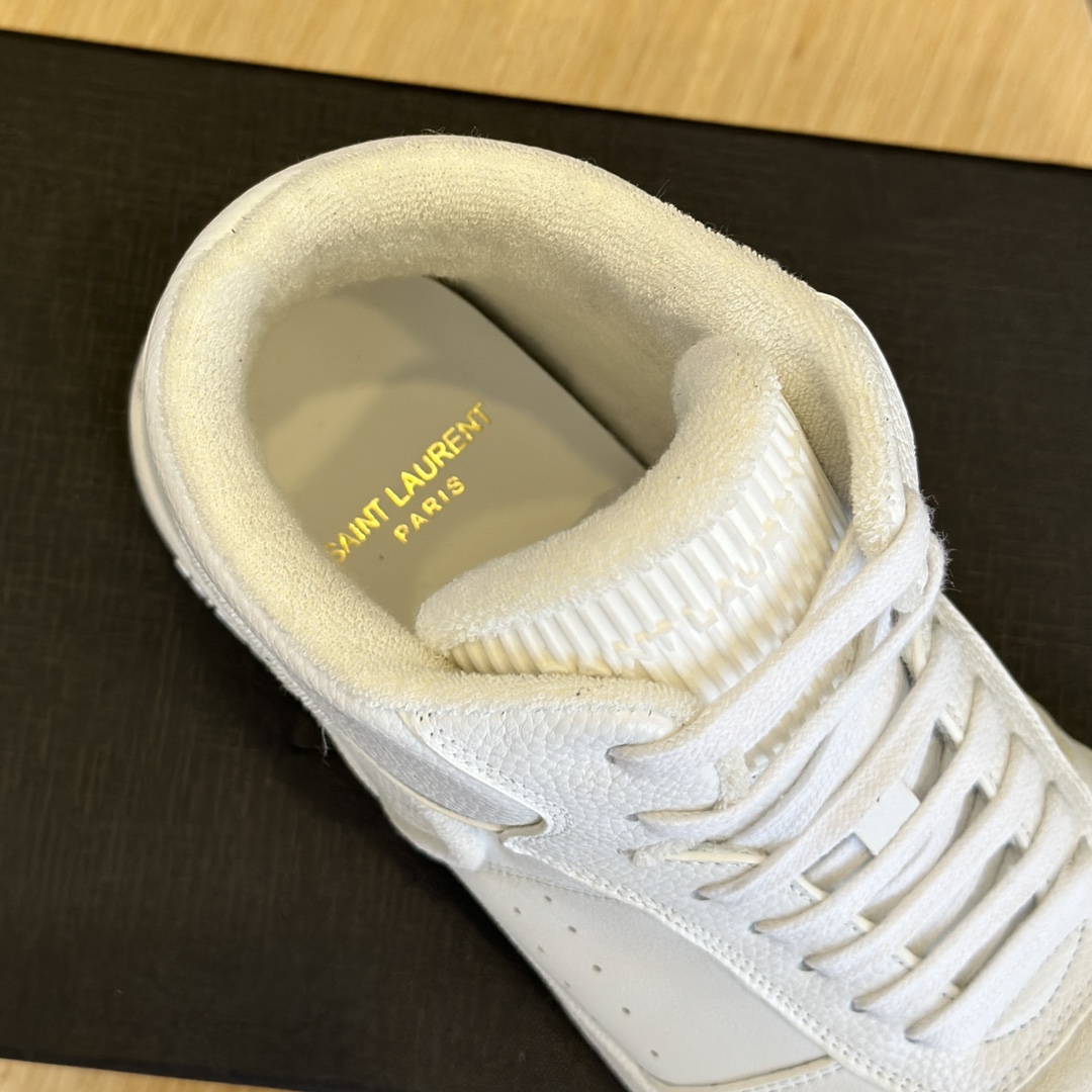 Bagsaaa Y51 High Top White Sneakers