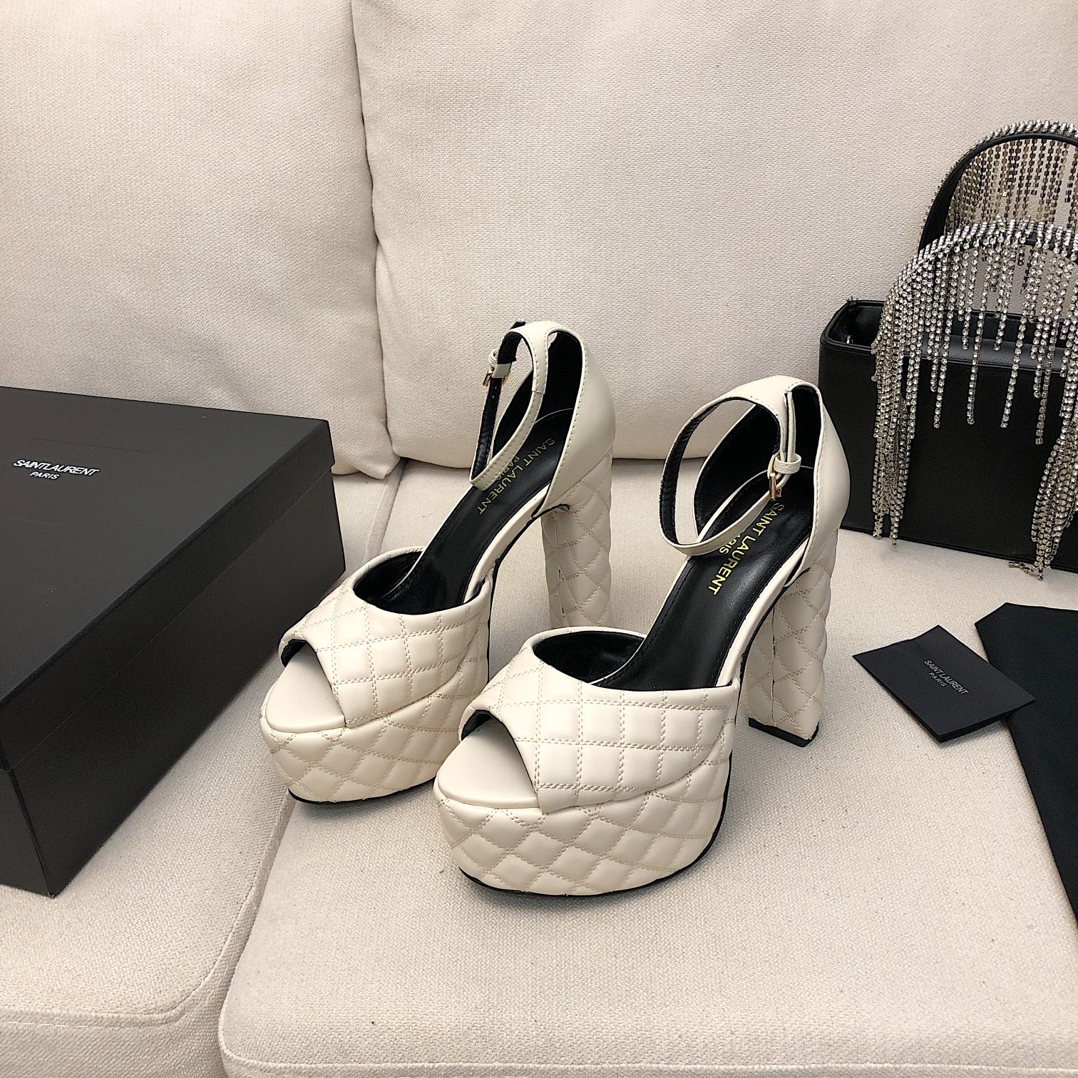 Bagsaaa Y51 Jodie Platform Sandals In Quilted Leather