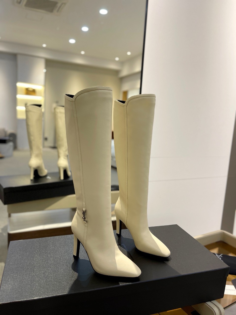 Bagsaaa Y51 LEather Ankle Long Boot