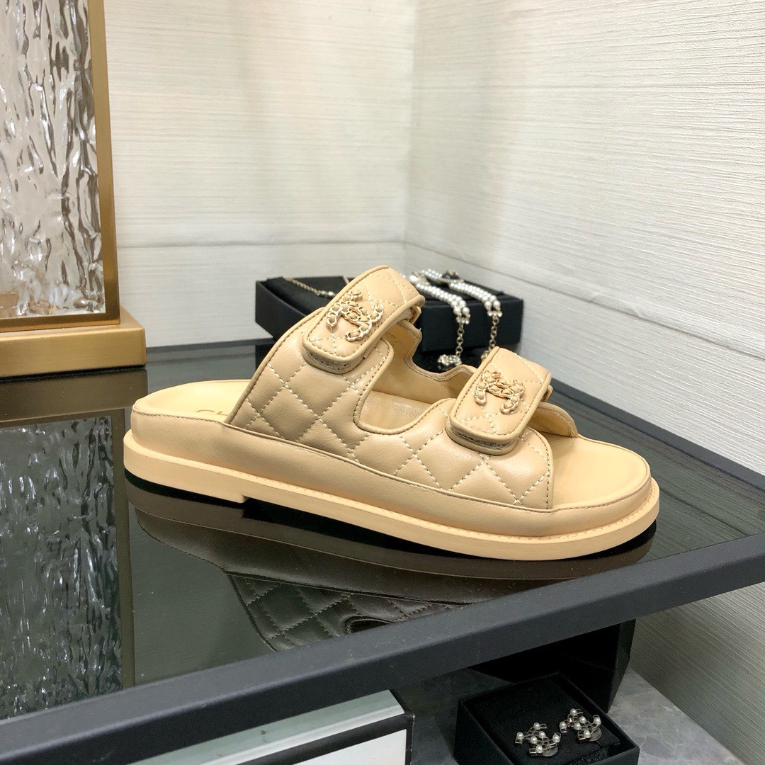 Bagsaaa Ch**el Dad Sandals In Beige