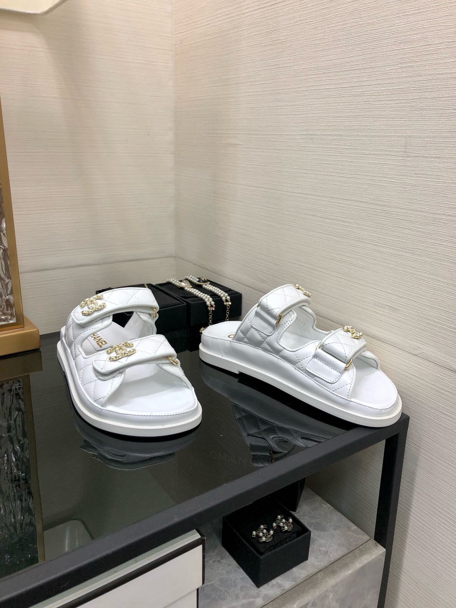 Bagsaaa Ch**el Dad Sandals In White