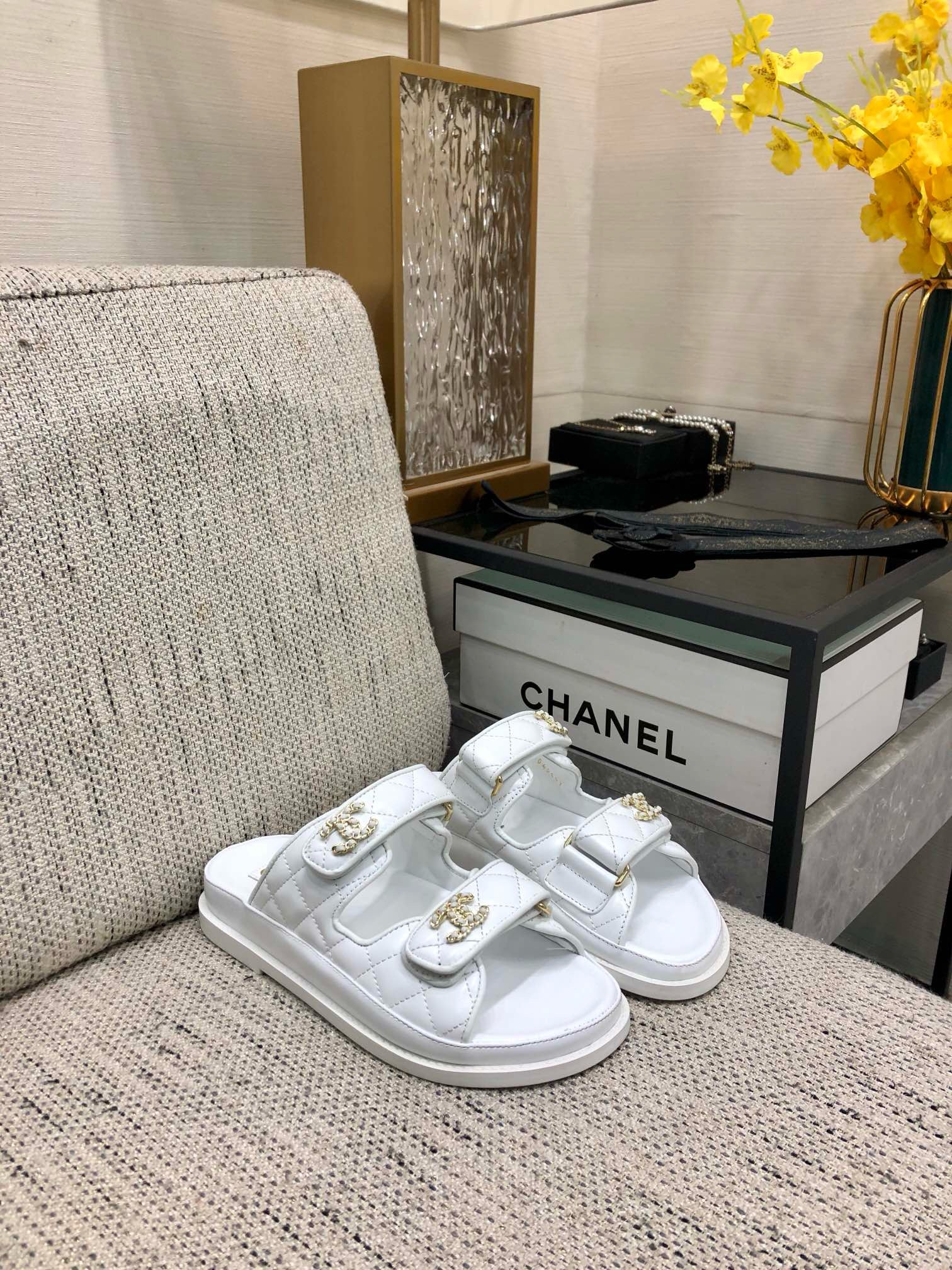 Bagsaaa Ch**el Dad Sandals In White