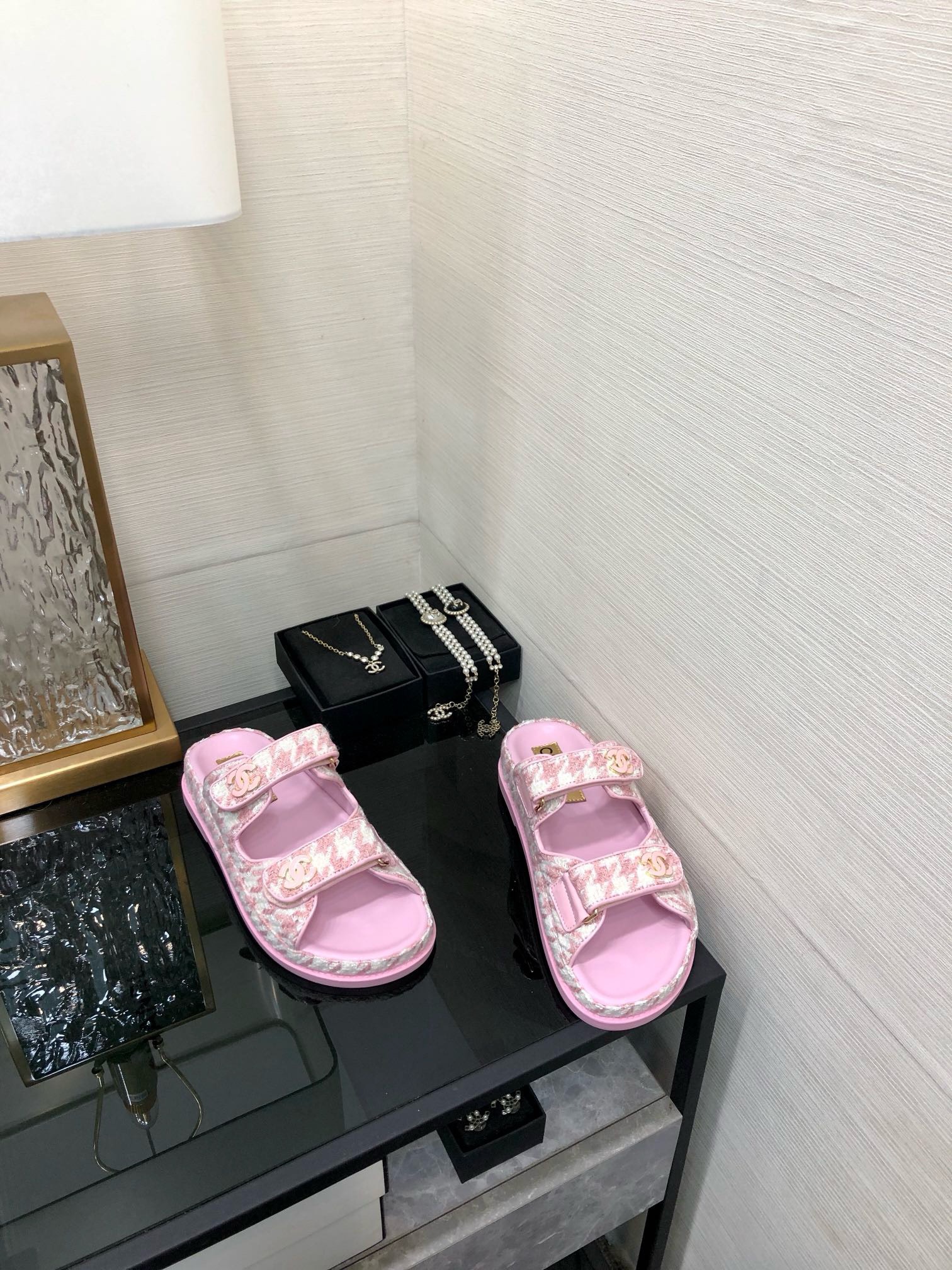 Bagsaaa Ch**el Dad Sandals In Pink Tweed