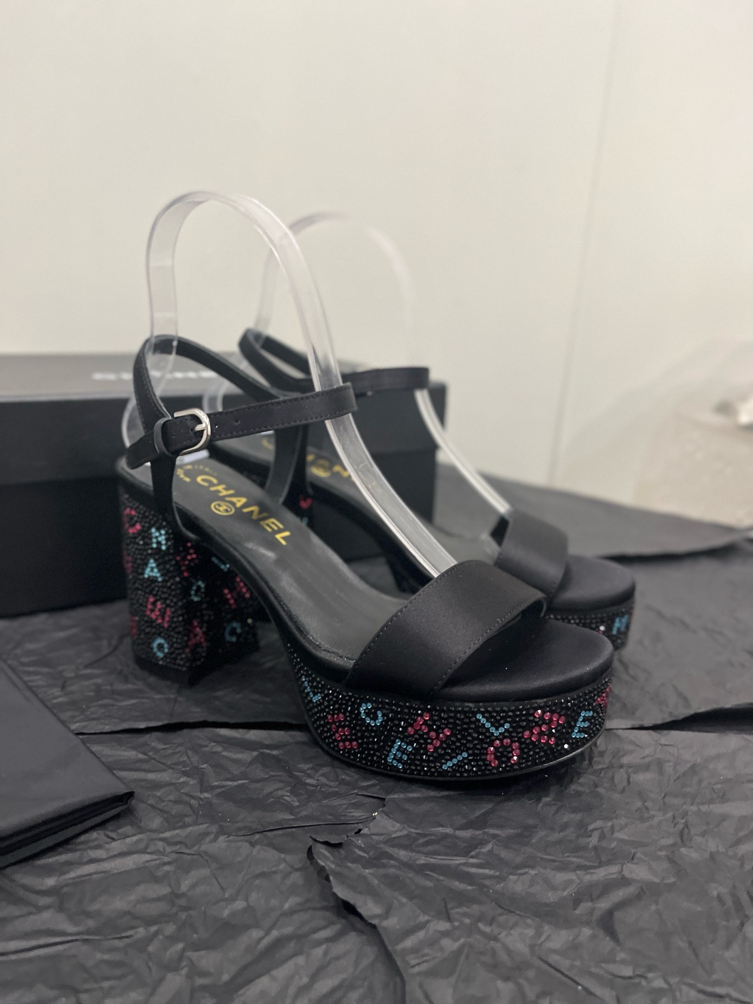 Bagsaaa Ch**el D1am0nd Heels