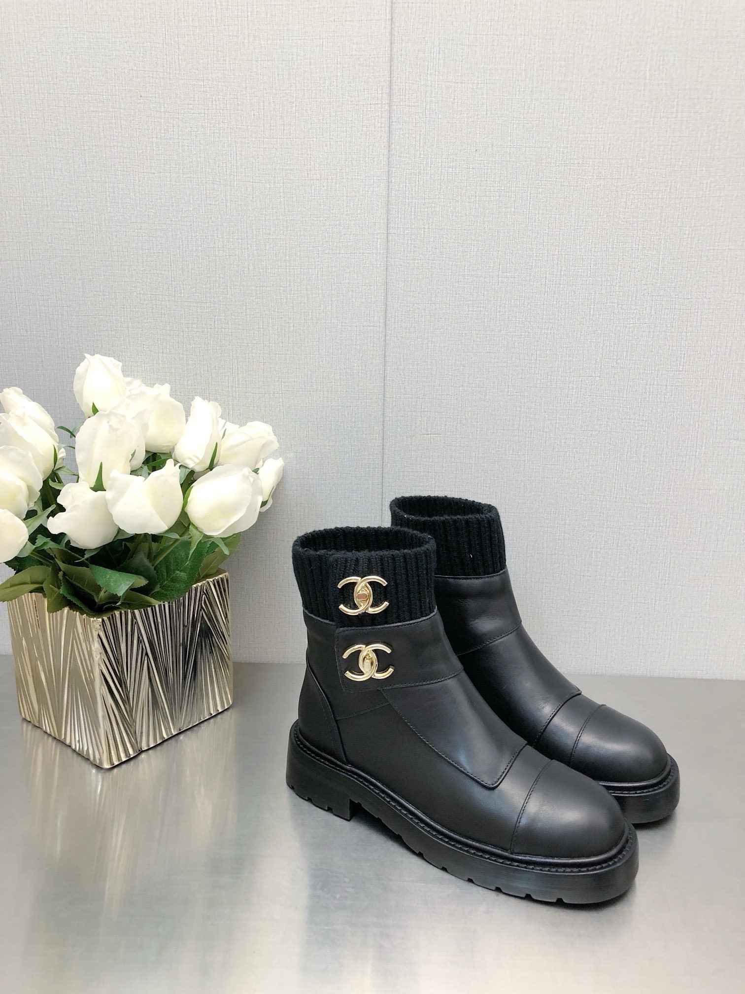 Bagsaaa Ch**el CC Logo Black Chelsea Short Boots