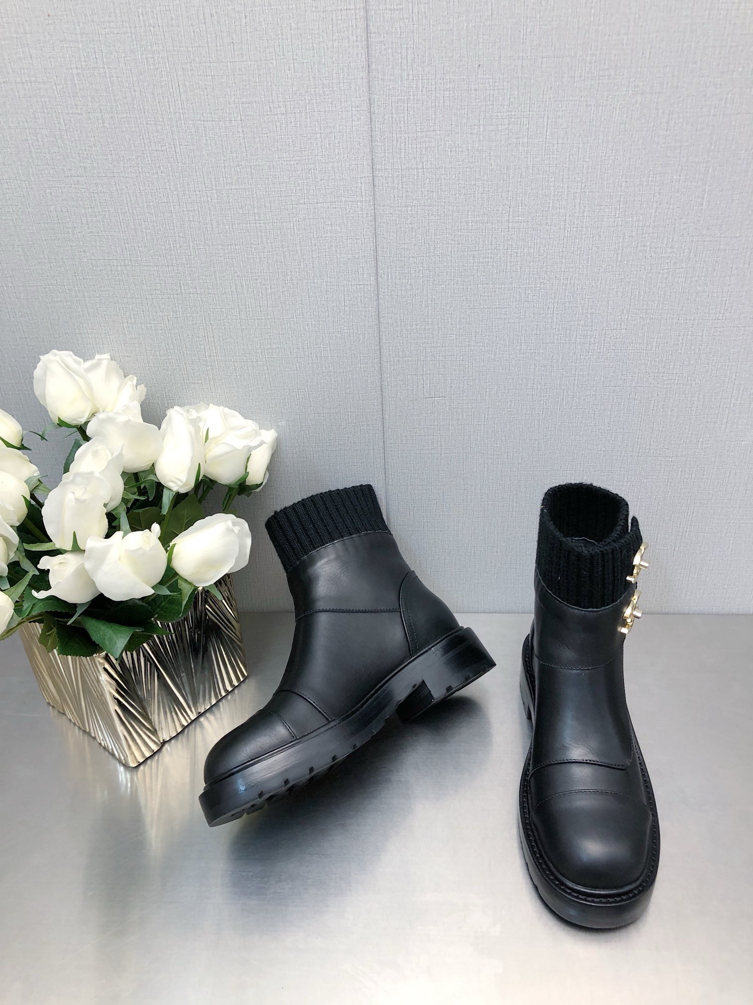Bagsaaa Ch**el CC Logo Black Chelsea Short Boots