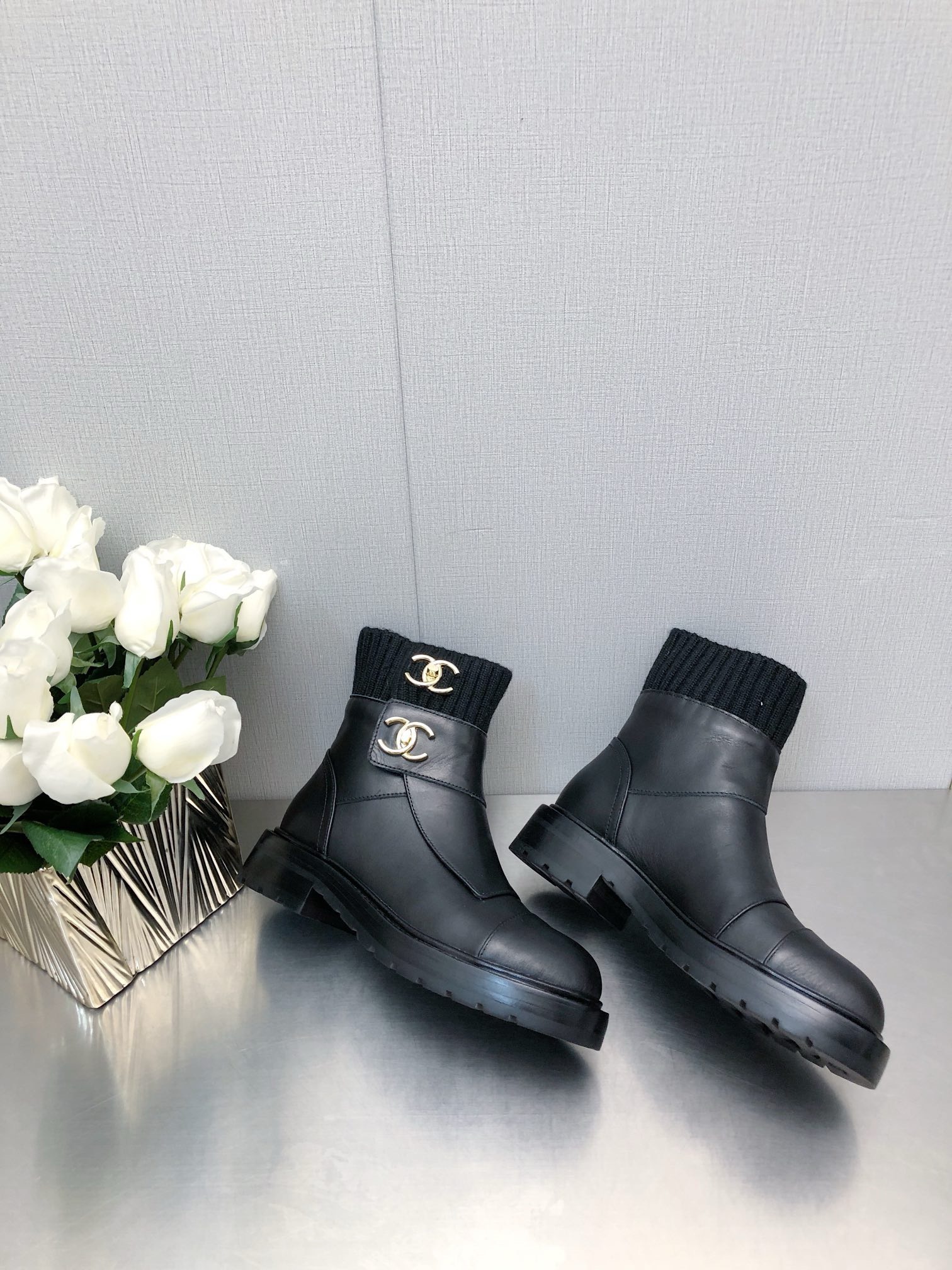 Bagsaaa Ch**el CC Logo Black Chelsea Short Boots