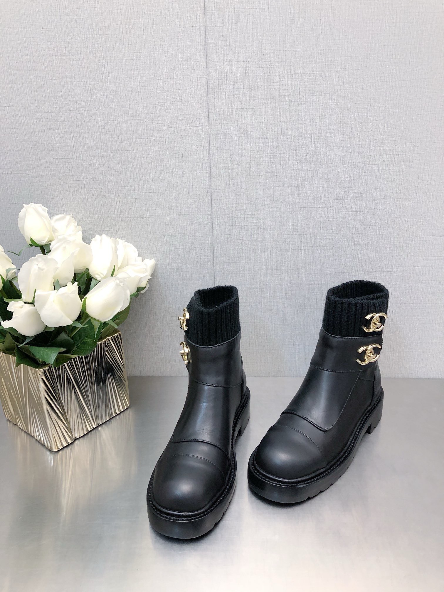 Bagsaaa Ch**el CC Logo Black Chelsea Short Boots