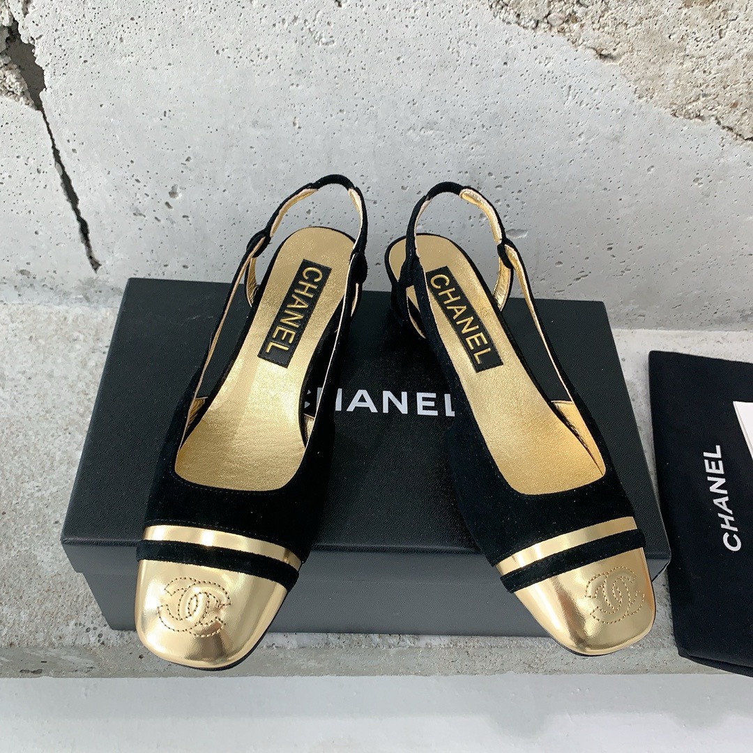 Bagsaaa Ch**el Pumps/Peeptoes Suede in Gold 02