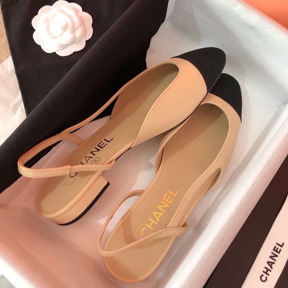 Bagsaaa Ch**el Slingback Heels Beige