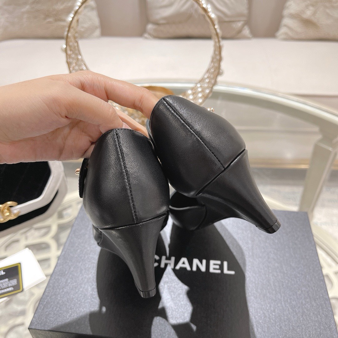 Bagsaaa Ch**el Mary Janes Black shoes