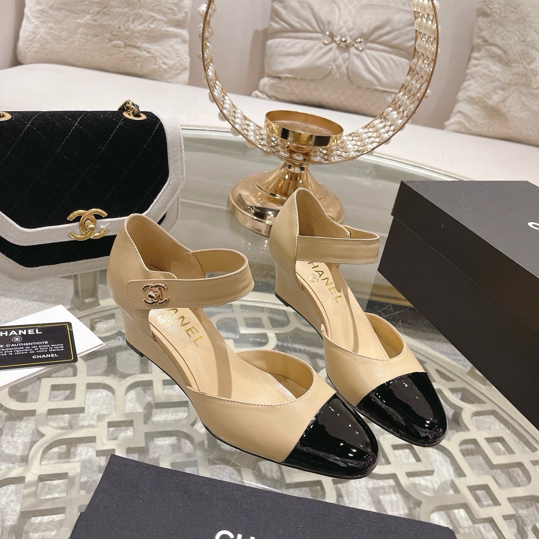 Bagsaaa Ch**el Mary Janes Beige shoes