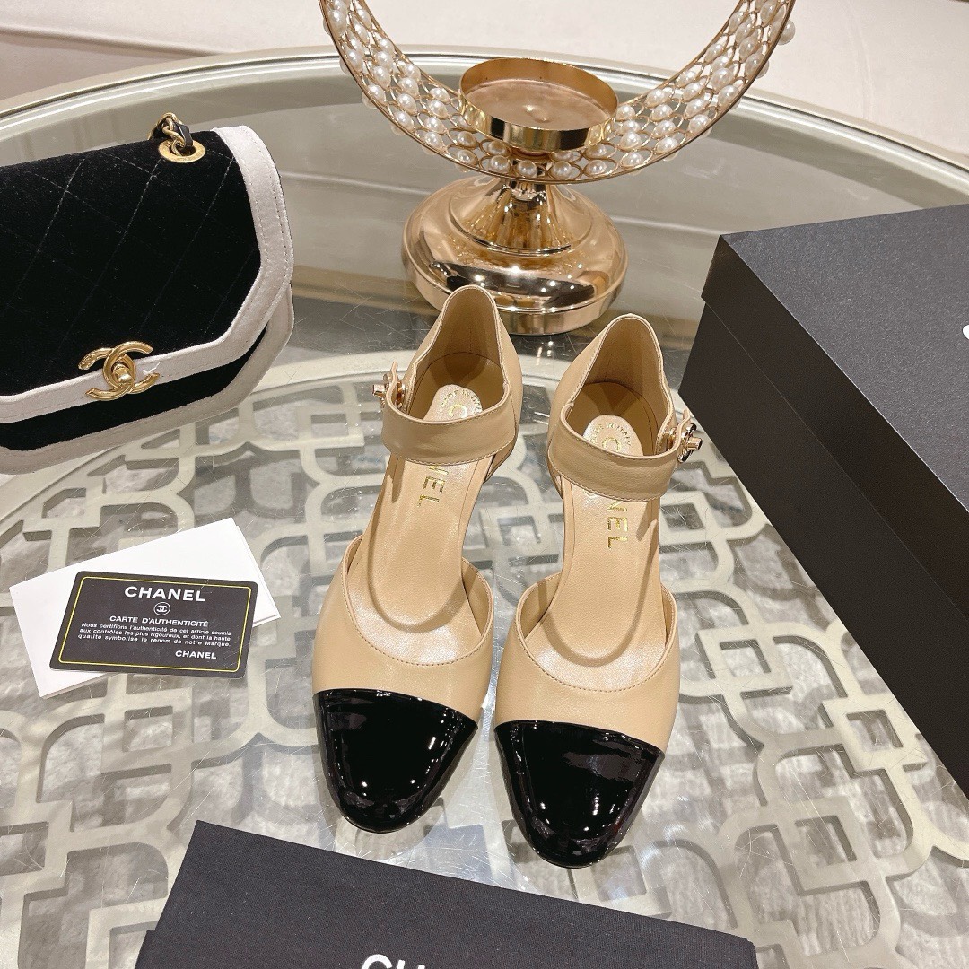 Bagsaaa Ch**el Mary Janes Beige shoes