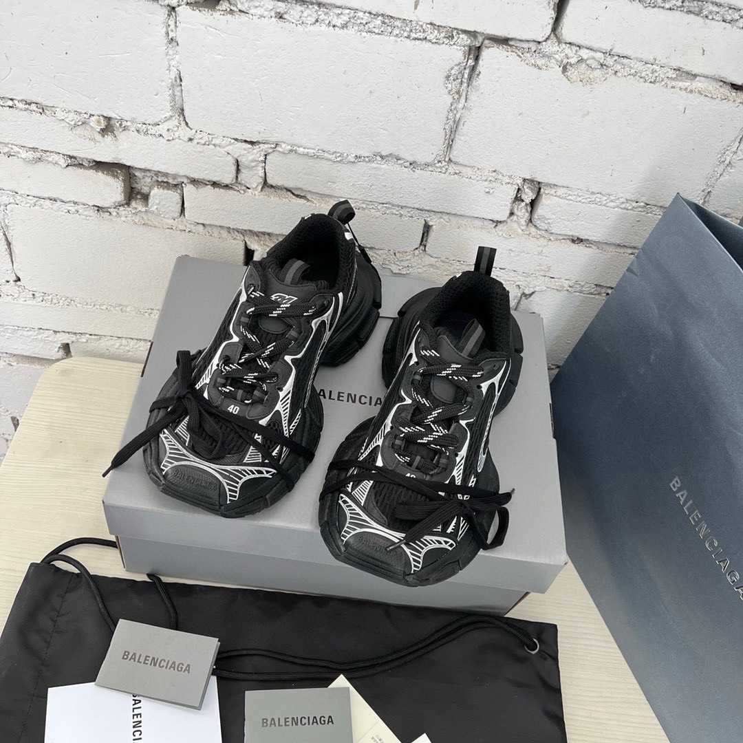 Bagsaaa Ba1en*iaga 3XL Black
