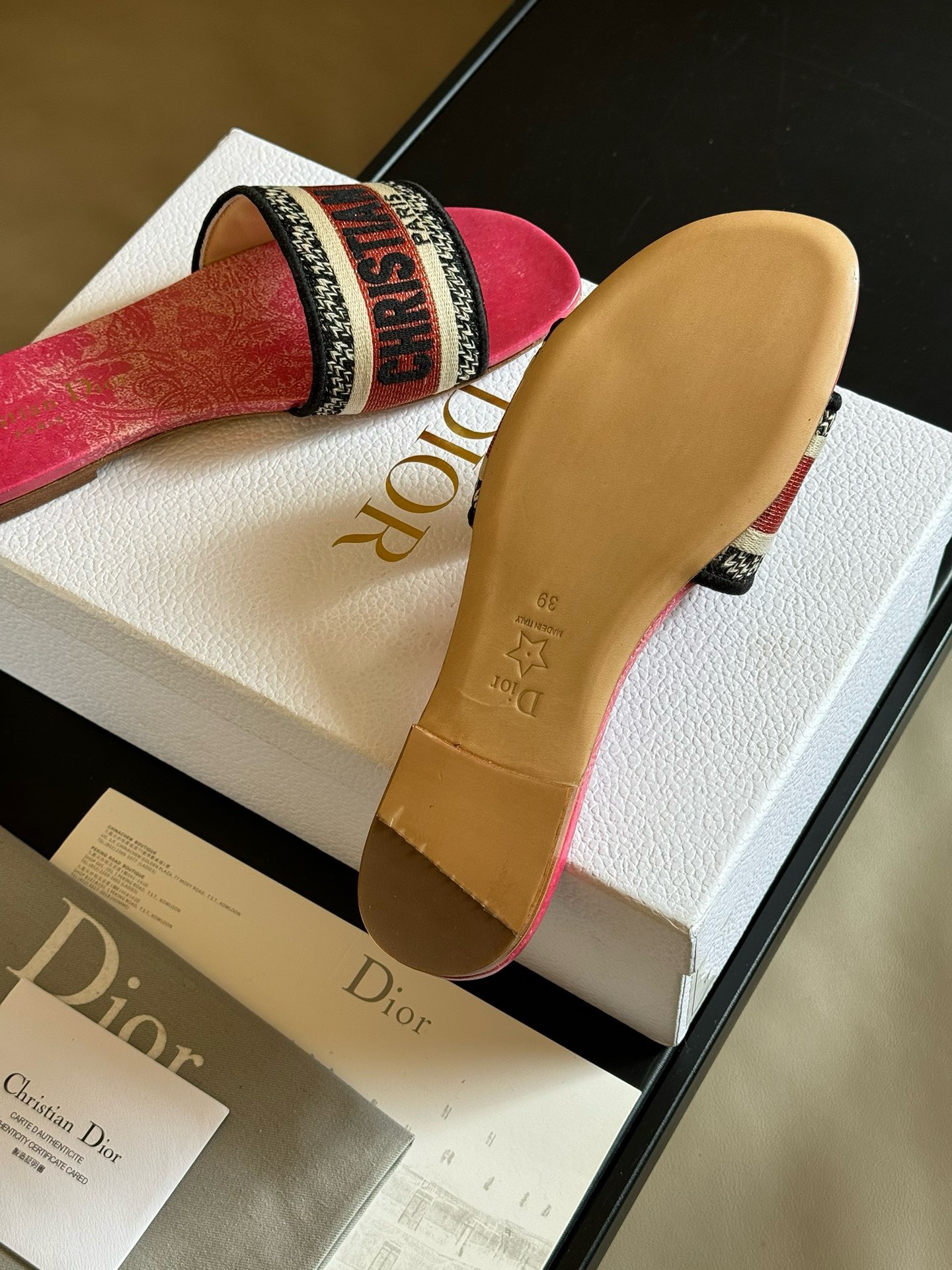 Bagsaaa D10r Dway Pink Slides