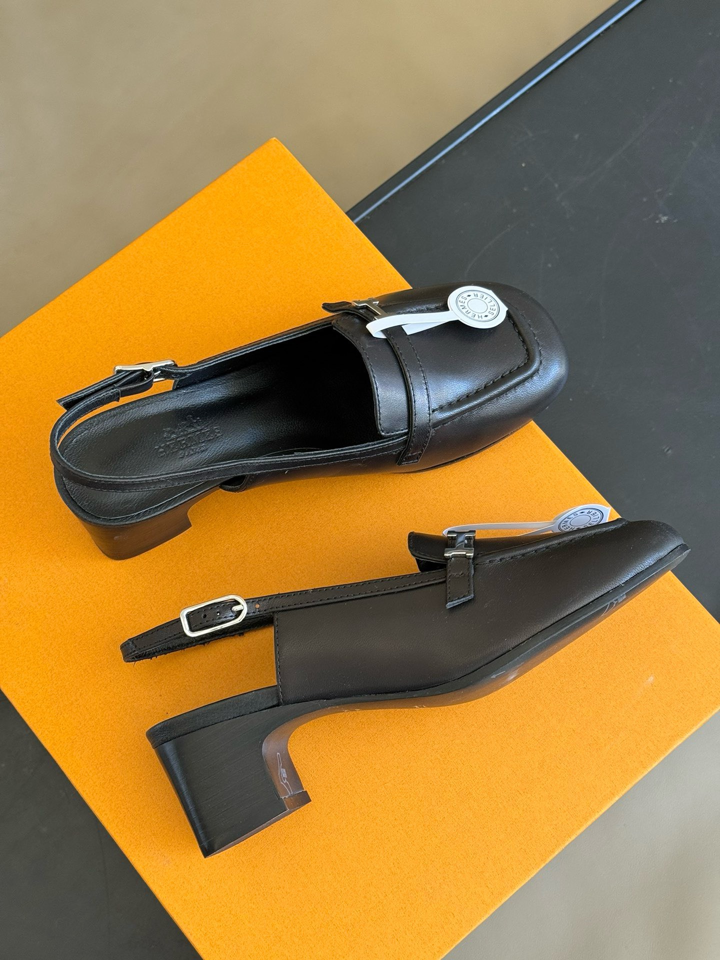 Bagsaaa H**me5 Infinie 50 Black Pumps
