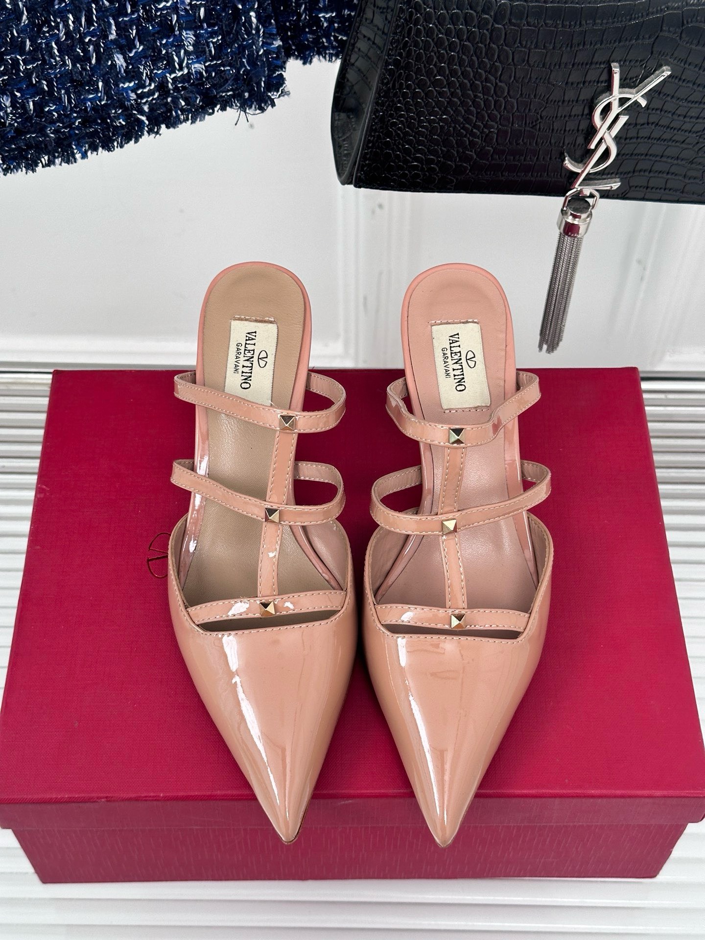 Bagsaaa Va1e*ntin0 Rockstud Slingback Beige Patent Leather