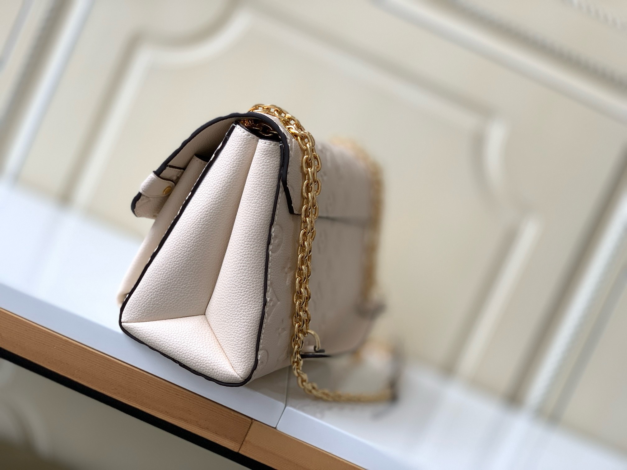 Bagsaaa L0vis Vvtt0n Vavin bag PM Monogram Empreinte White - 25 x 17 x 9.5 cm