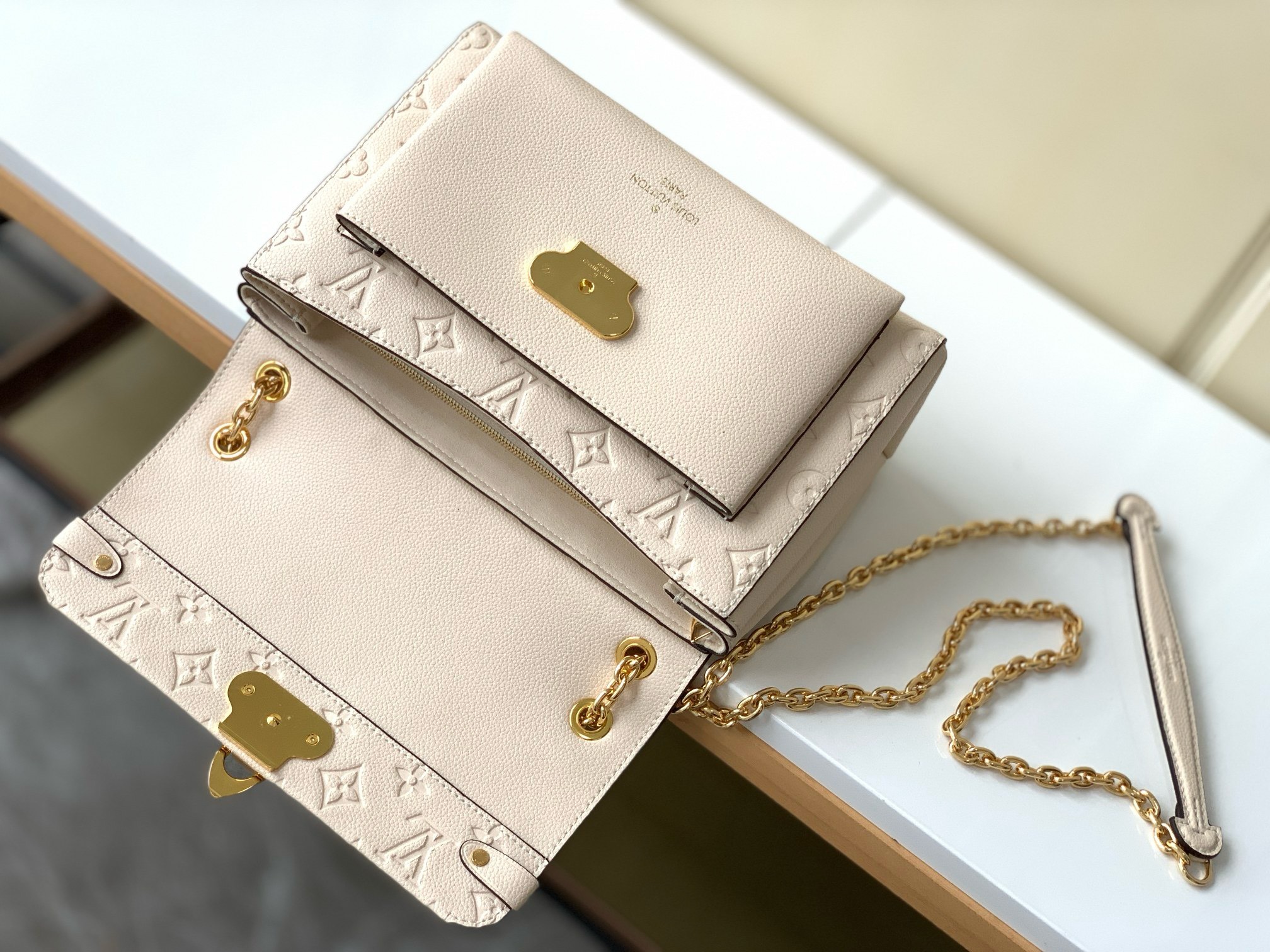 Bagsaaa L0vis Vvtt0n Vavin bag PM Monogram Empreinte White - 25 x 17 x 9.5 cm
