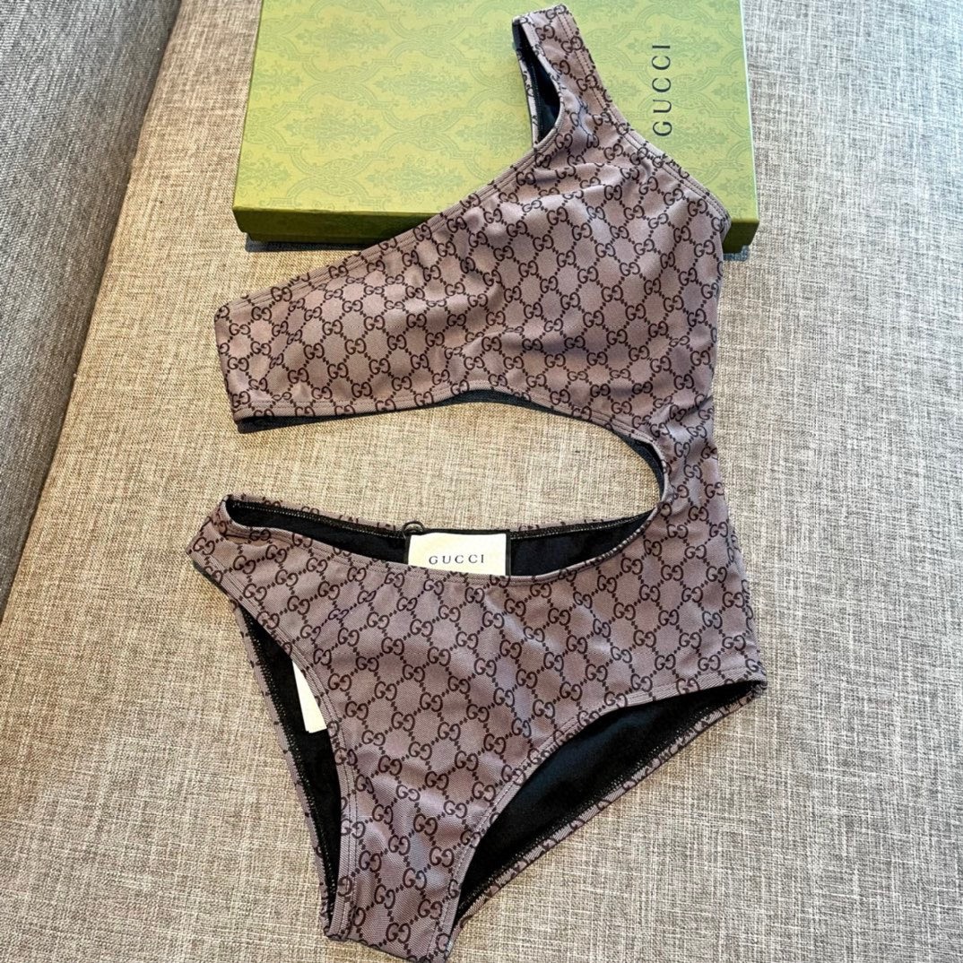 Bagsaaa Gvc*1 GG Ebony Brown One Piece