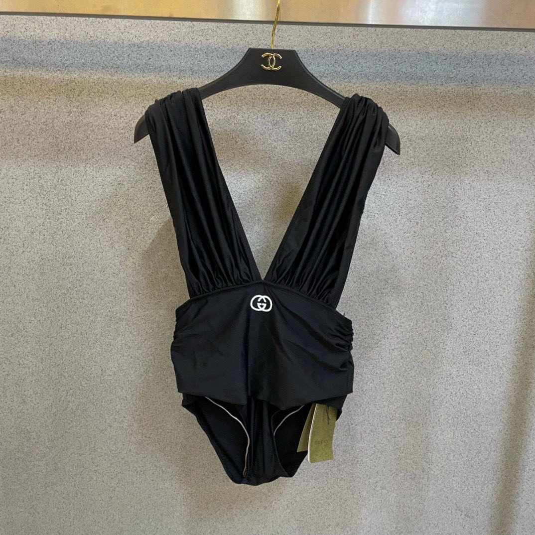 Bagsaaa Gvc*1 Black One Piece