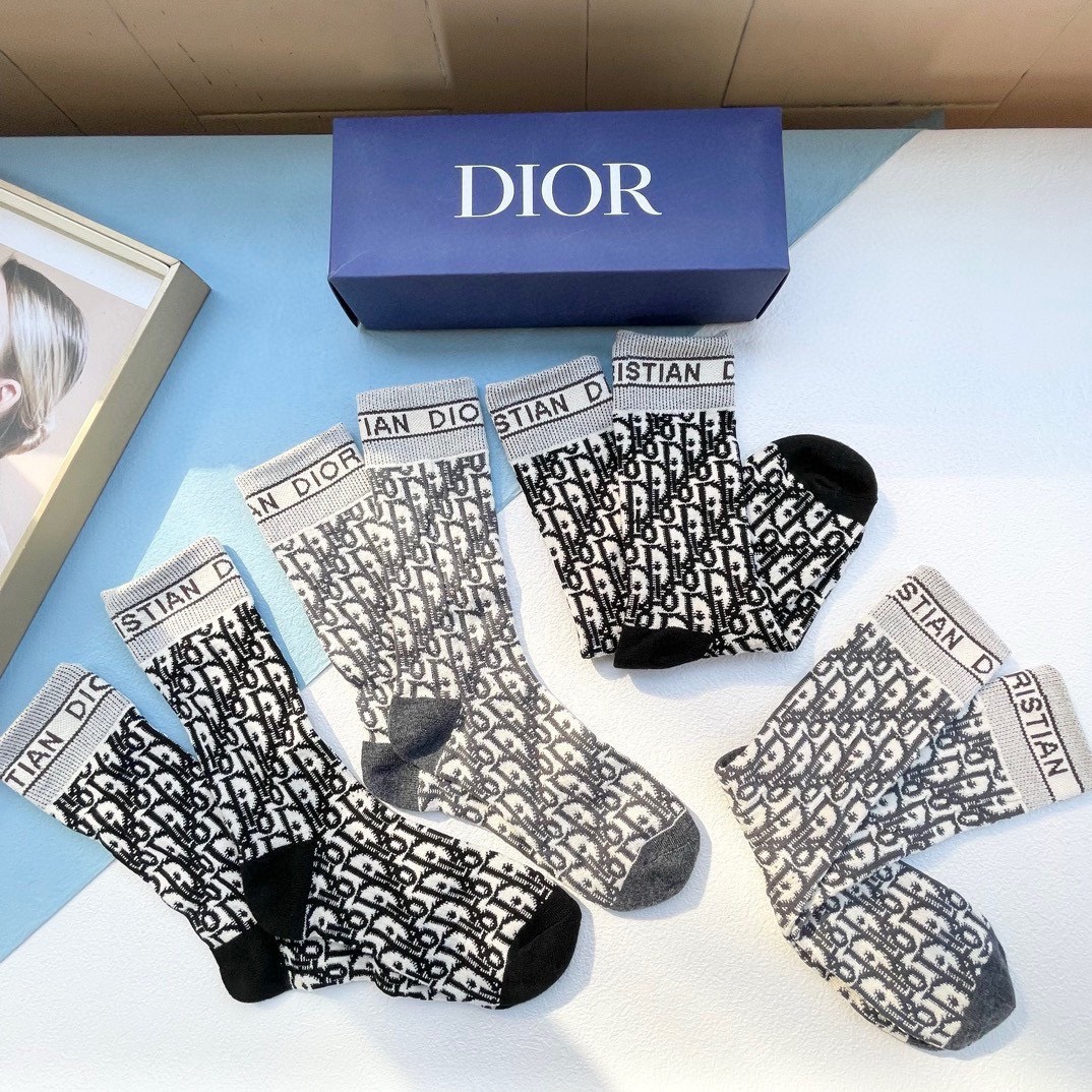 Bagsaaa D10r Oblique Jacquard Socks Set