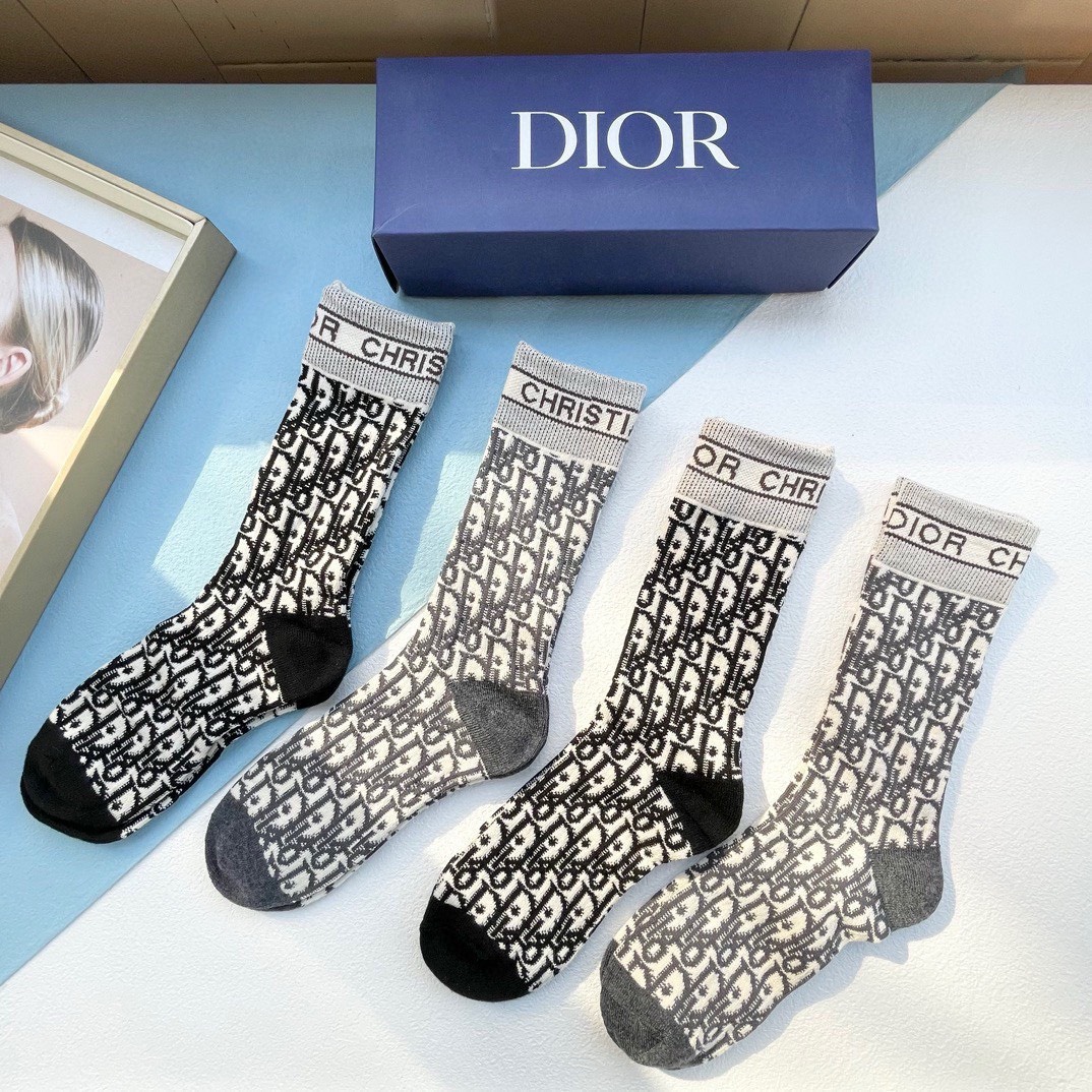 Bagsaaa D10r Oblique Jacquard Socks Set