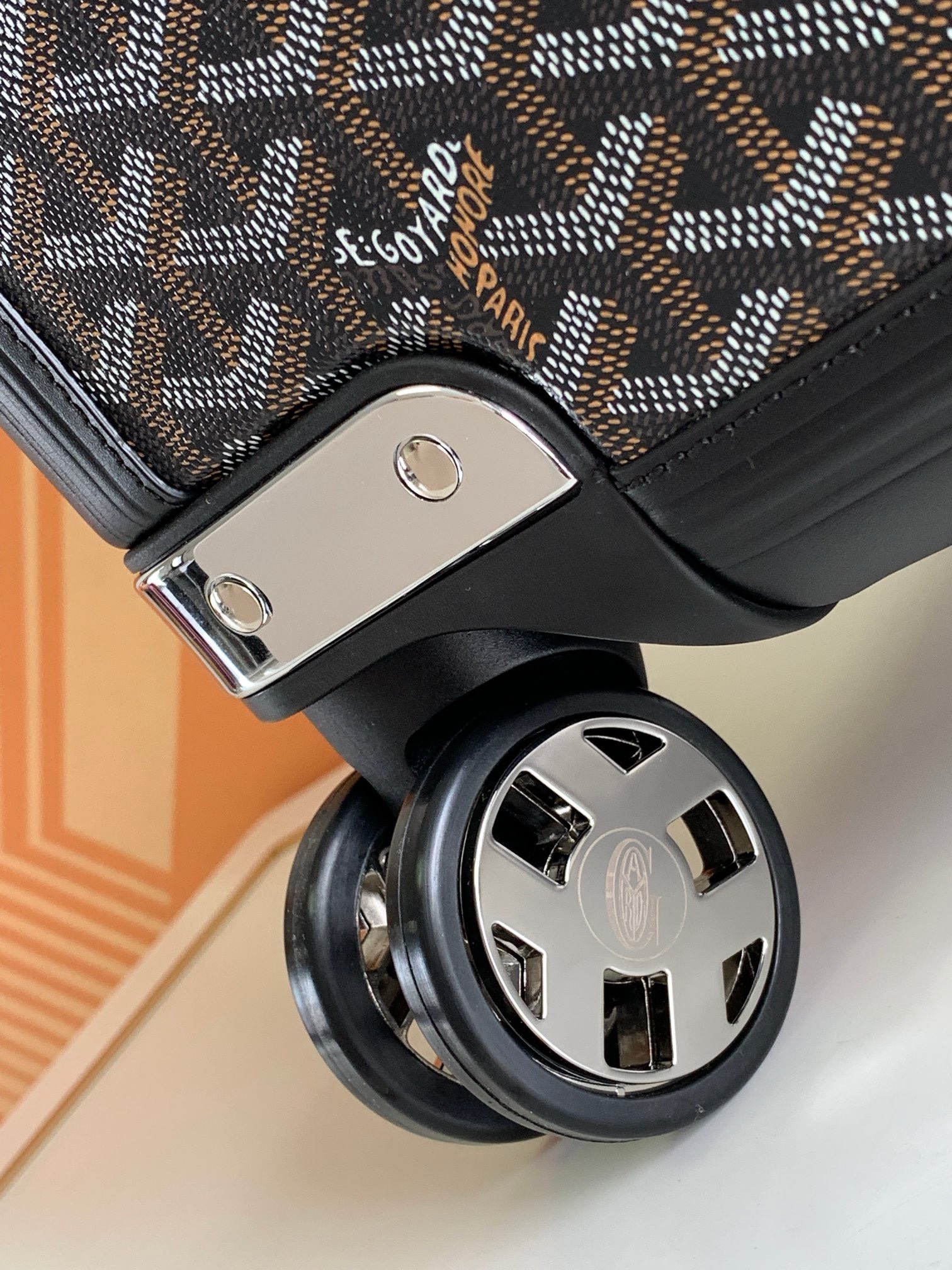 BAGSAAA G09ard ABA BOURGET SUITCASE BLACK