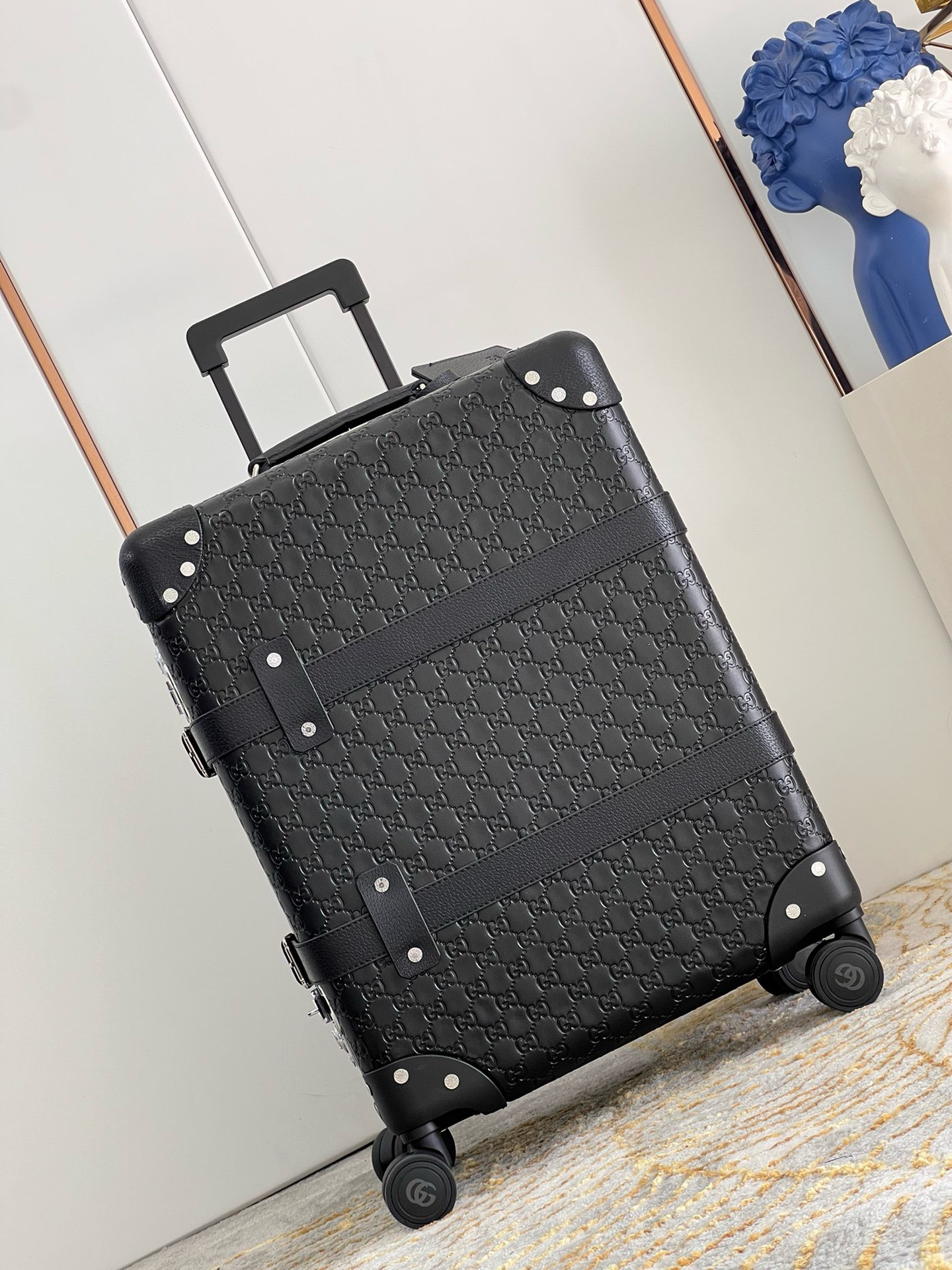 Bagsaaa Gvc*1 X Globe-Trotter GG Svp*me cabin case black leather