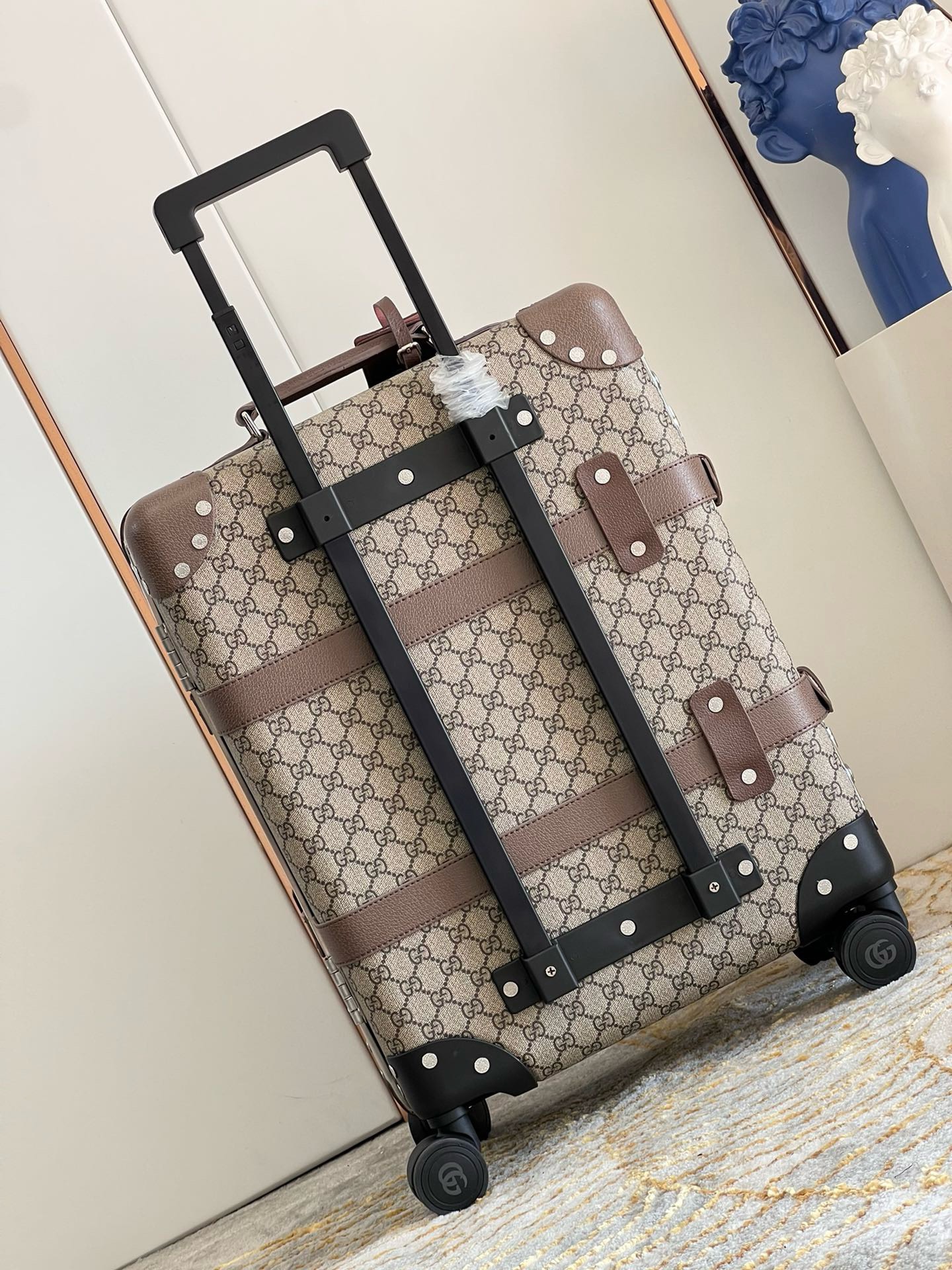 Bagsaaa Gvc*1 X Globe-Trotter GG Svp*me cabin case beieg