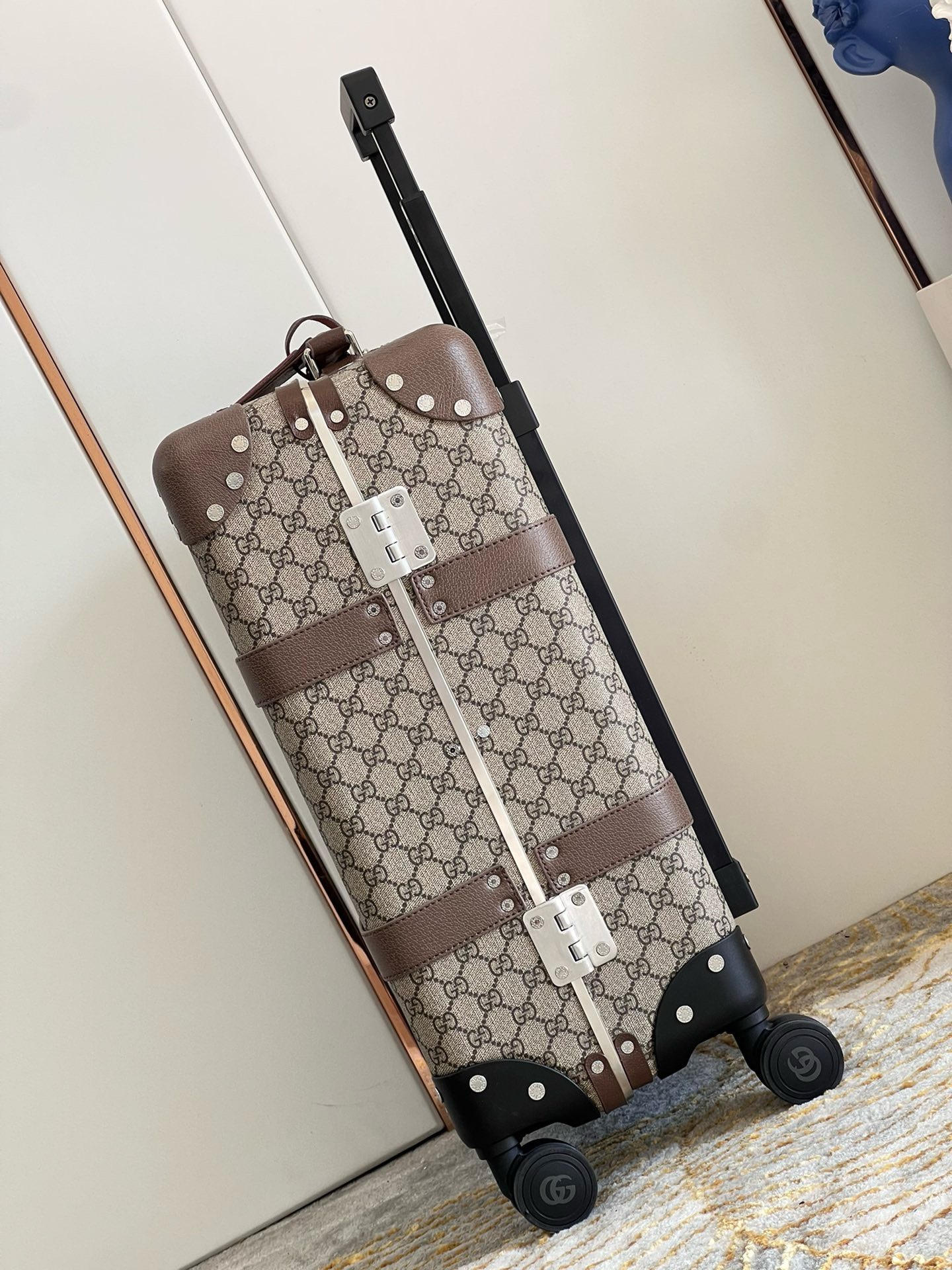 Bagsaaa Gvc*1 X Globe-Trotter GG Svp*me cabin case beieg
