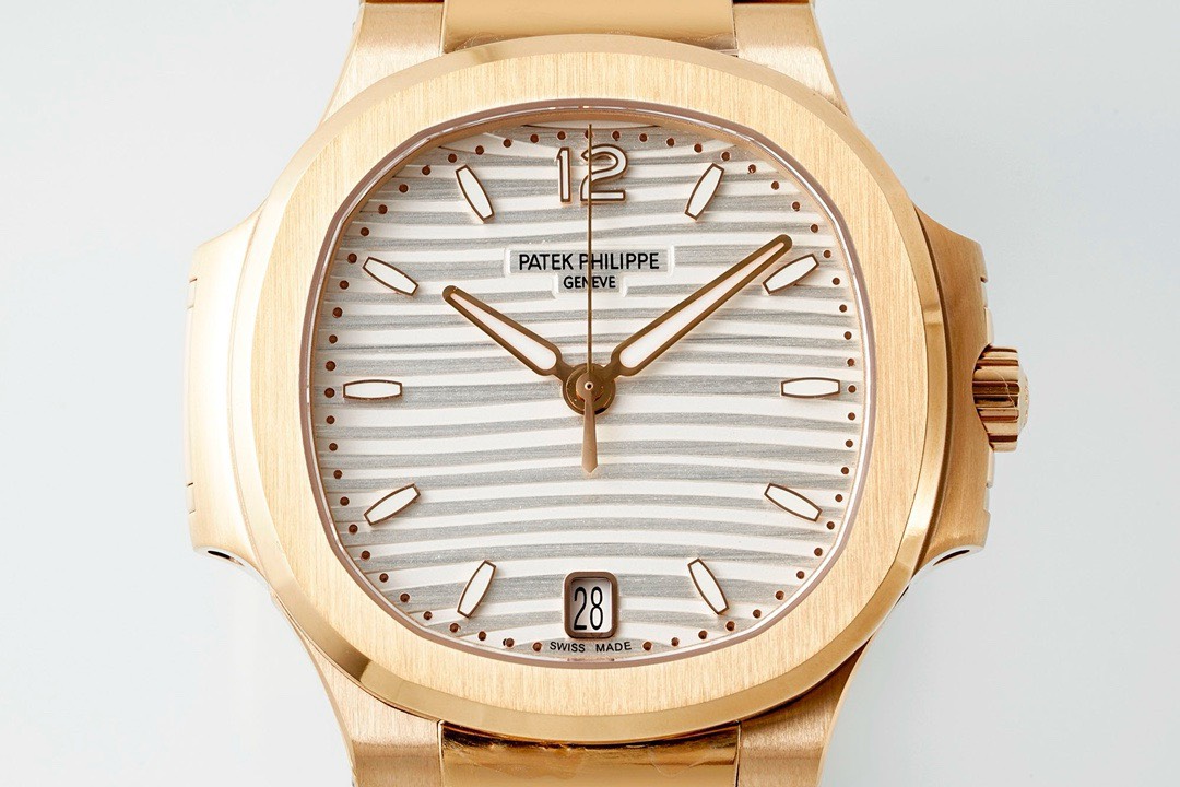 Bagsaaa Pat*k Phi1i*pe Nautilus Gold White Dial