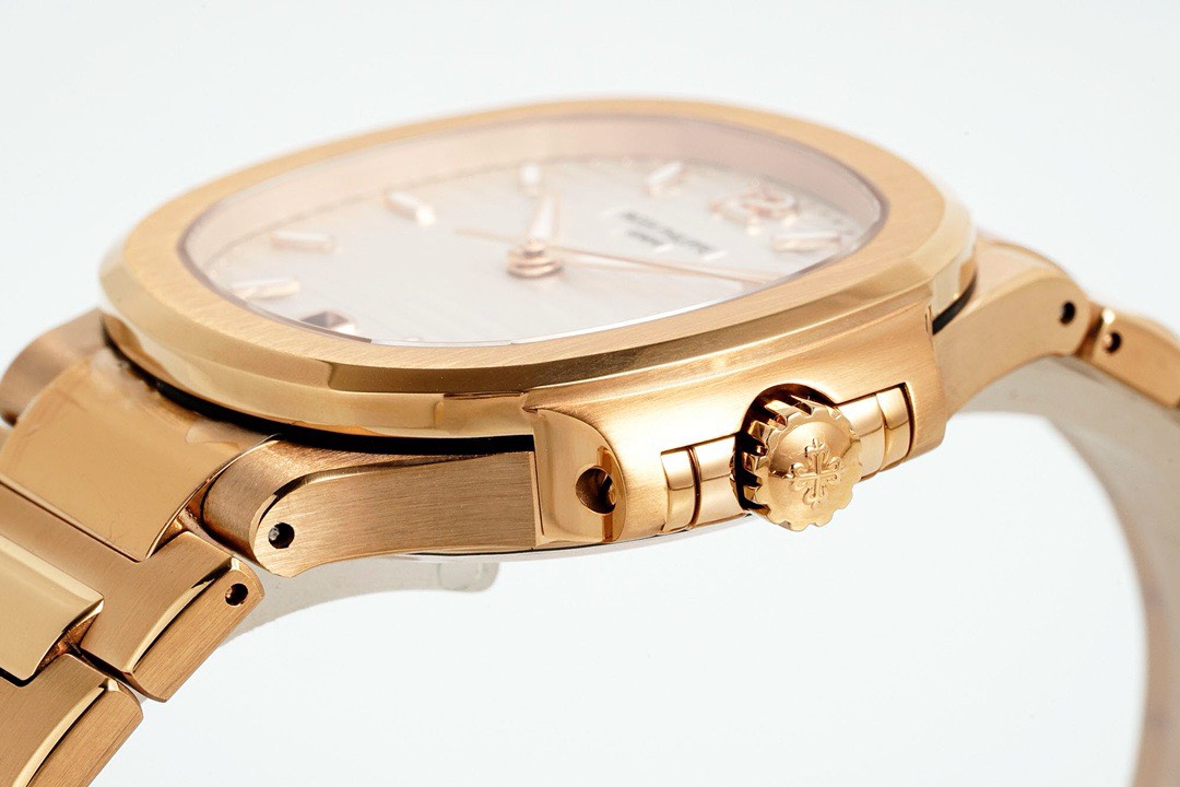 Bagsaaa Pat*k Phi1i*pe Nautilus Gold White Dial