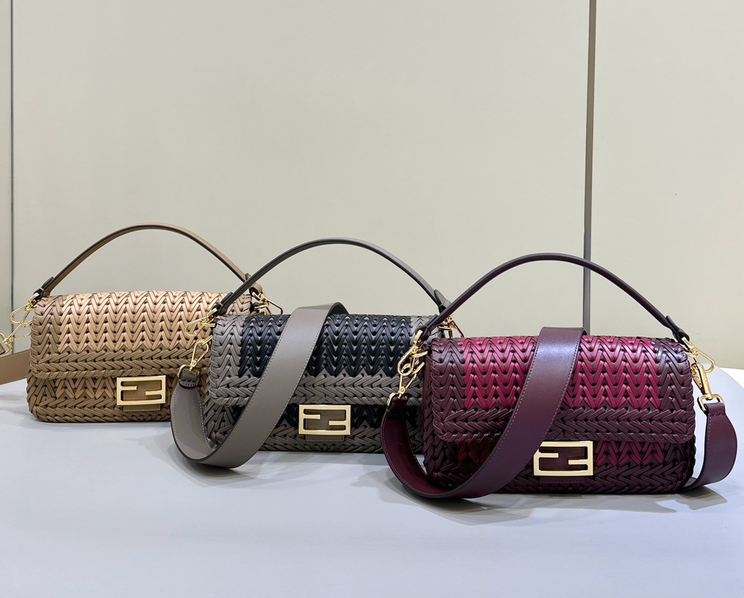 Bagsaaa F**di Baguette Bag Interlaced Leather