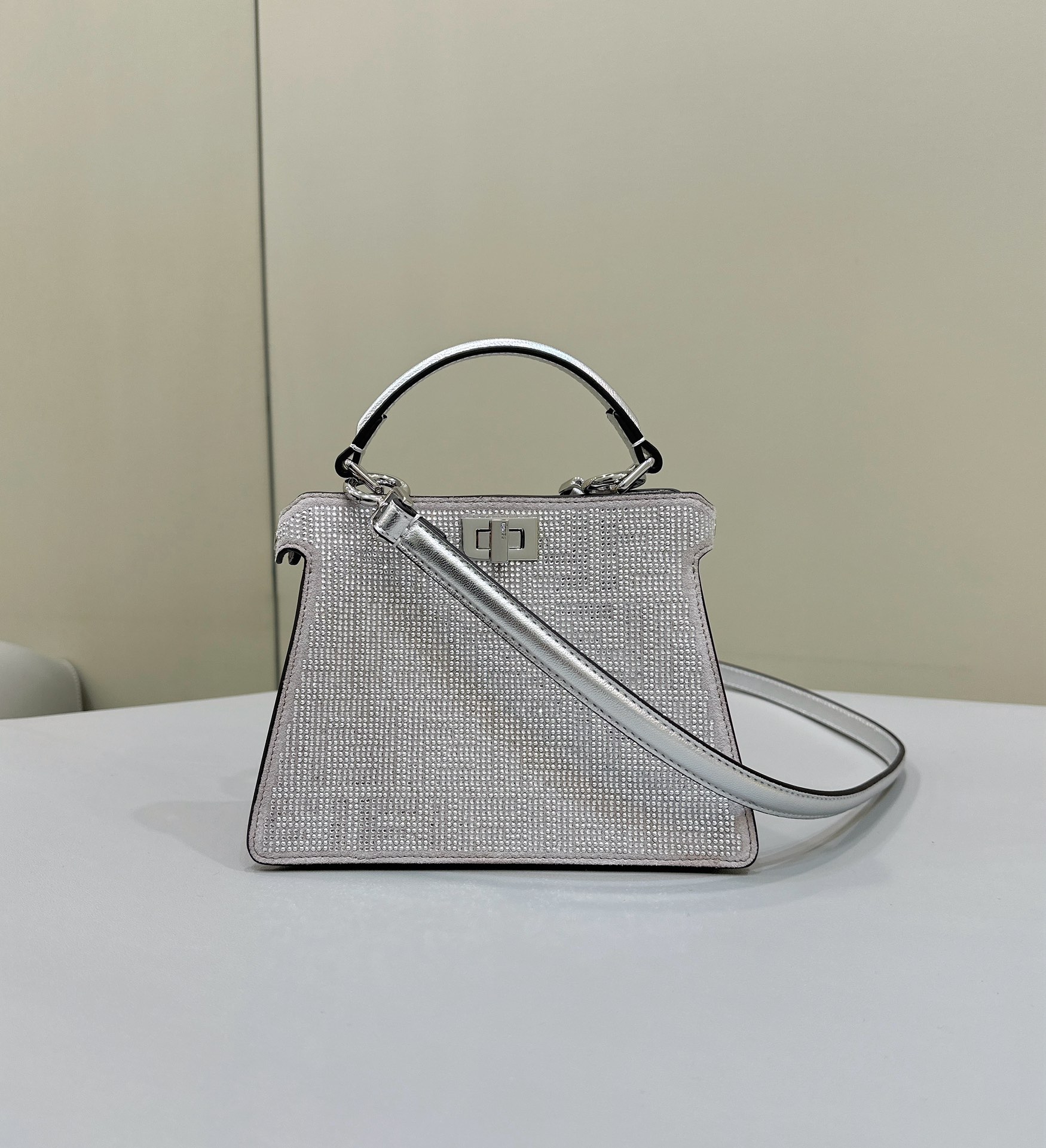 Bagsaaa F**di Peekaboo Crystal Silver - 20*11*15cm