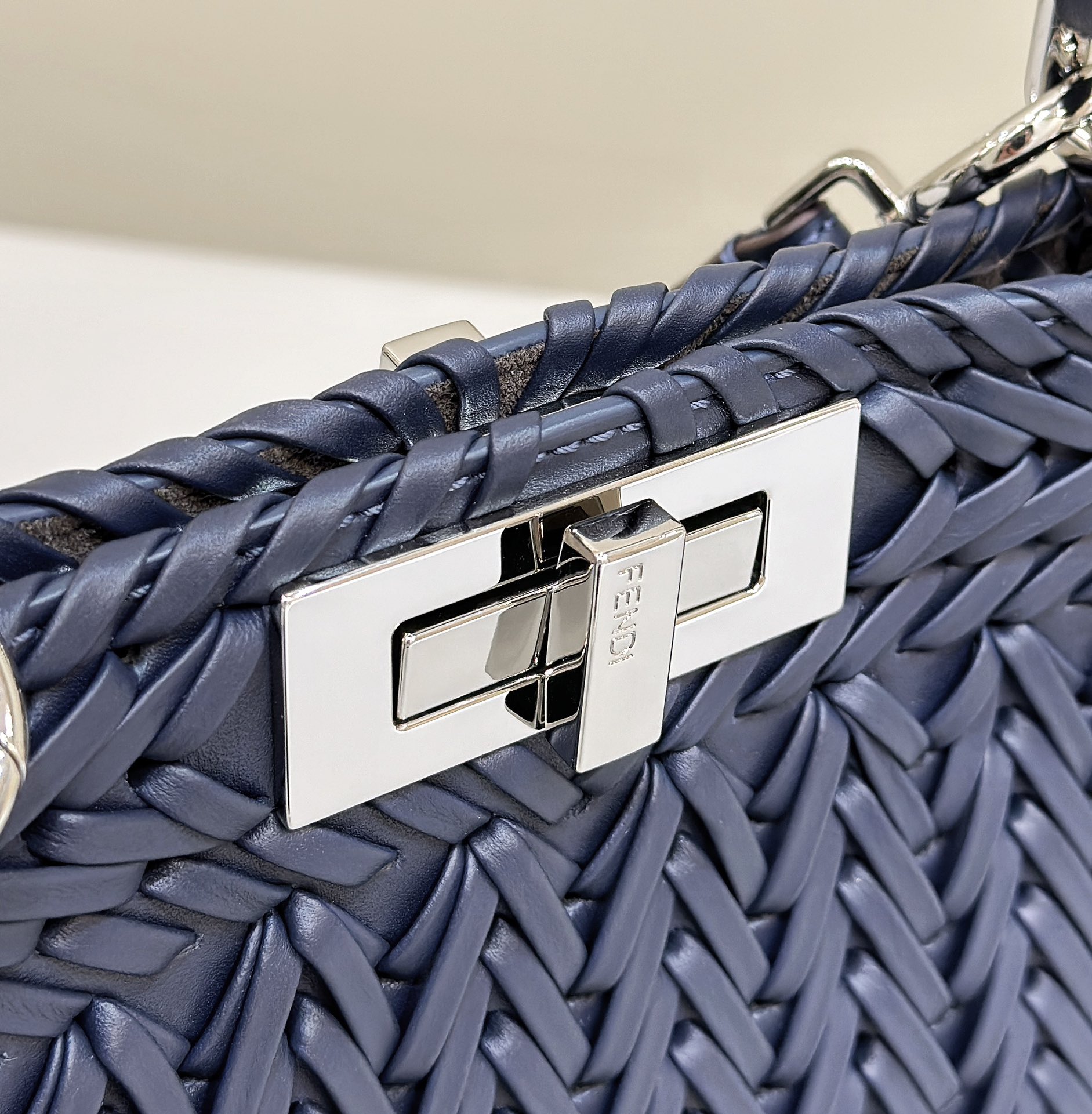 Bagsaaa F**di Peekaboo ISeeU Petite Blue - 33*12*25cm