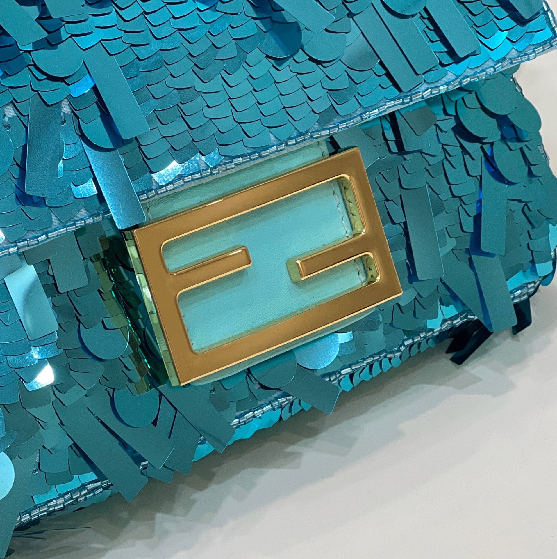 Bagsaaa Baguette Mini Blue sequin bag -19*5*11cm