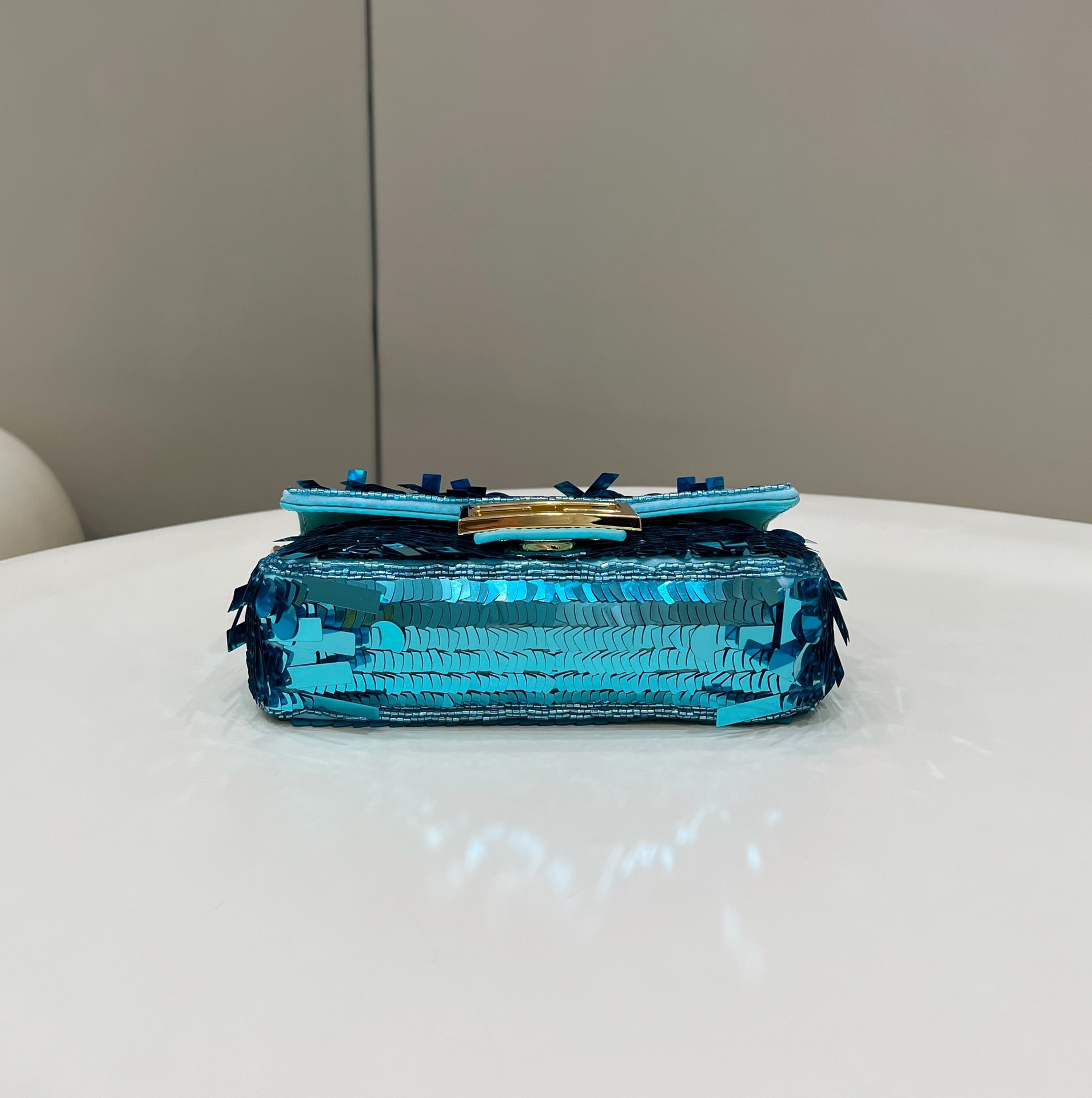 Bagsaaa Baguette Mini Blue sequin bag -19*5*11cm
