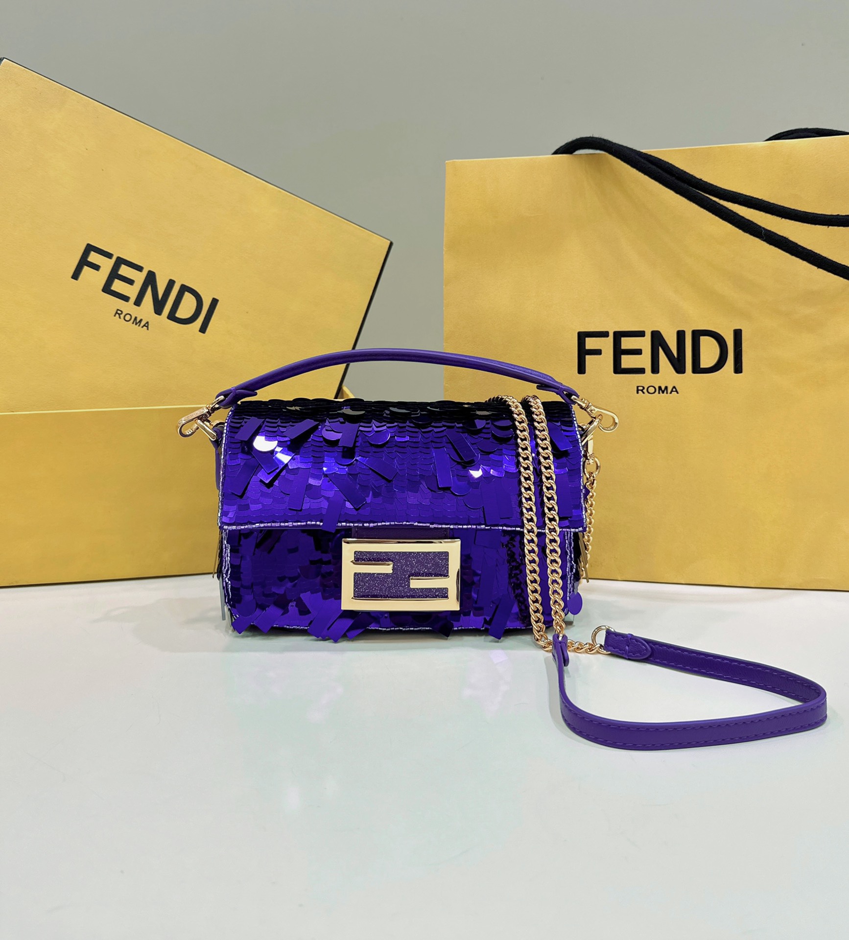 Bagsaaa Baguette Mini Purple sequin bag -19*5*11cm