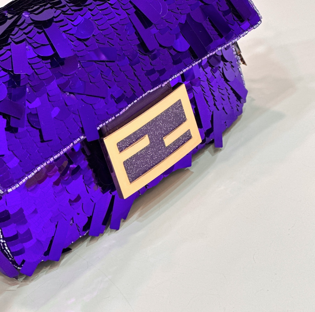 Bagsaaa Baguette Mini Purple sequin bag -19*5*11cm