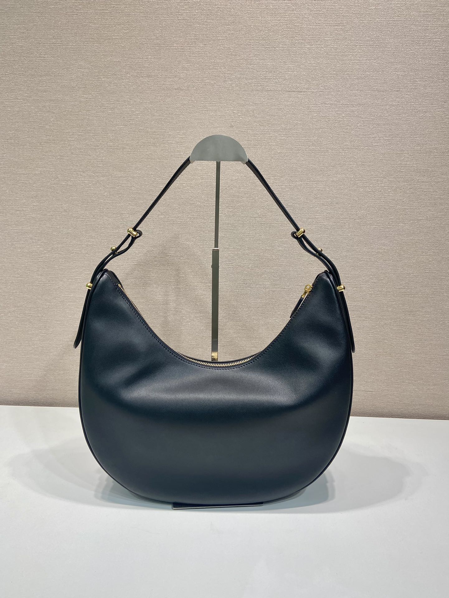 Bagsaaa Pra*a Arque large leather shoulder bag black - 35*22.5*8cm