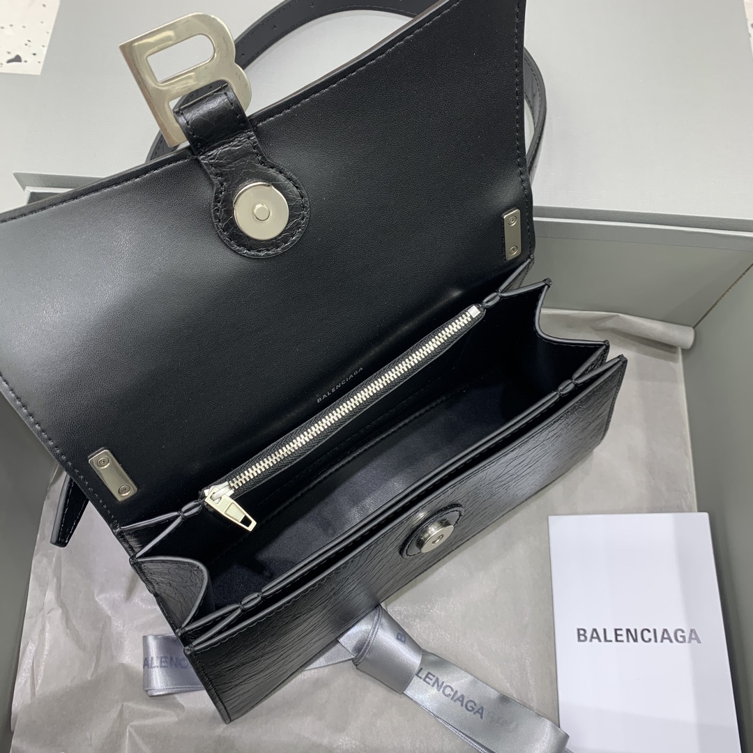 Bagsaaa Ba1en*iaga Crush Black Sling bag - 25*6*15cm