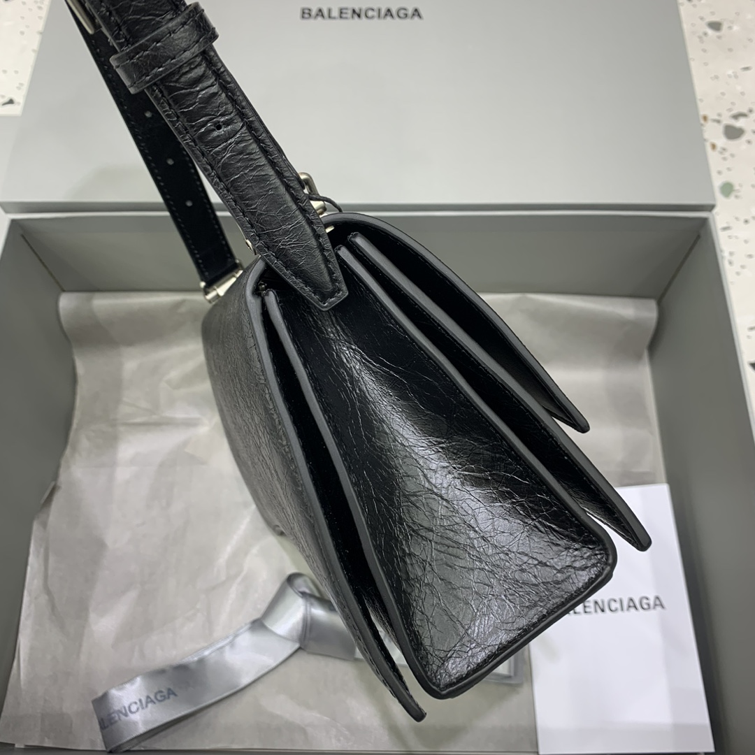 Bagsaaa Ba1en*iaga Crush Black Sling bag - 25*6*15cm