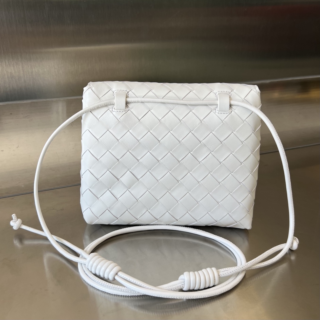 Bagsaaa B0tt*ga Ven*ta Mini Leather Intrecciato Cross-Body Bag White - 19*15*6cm
